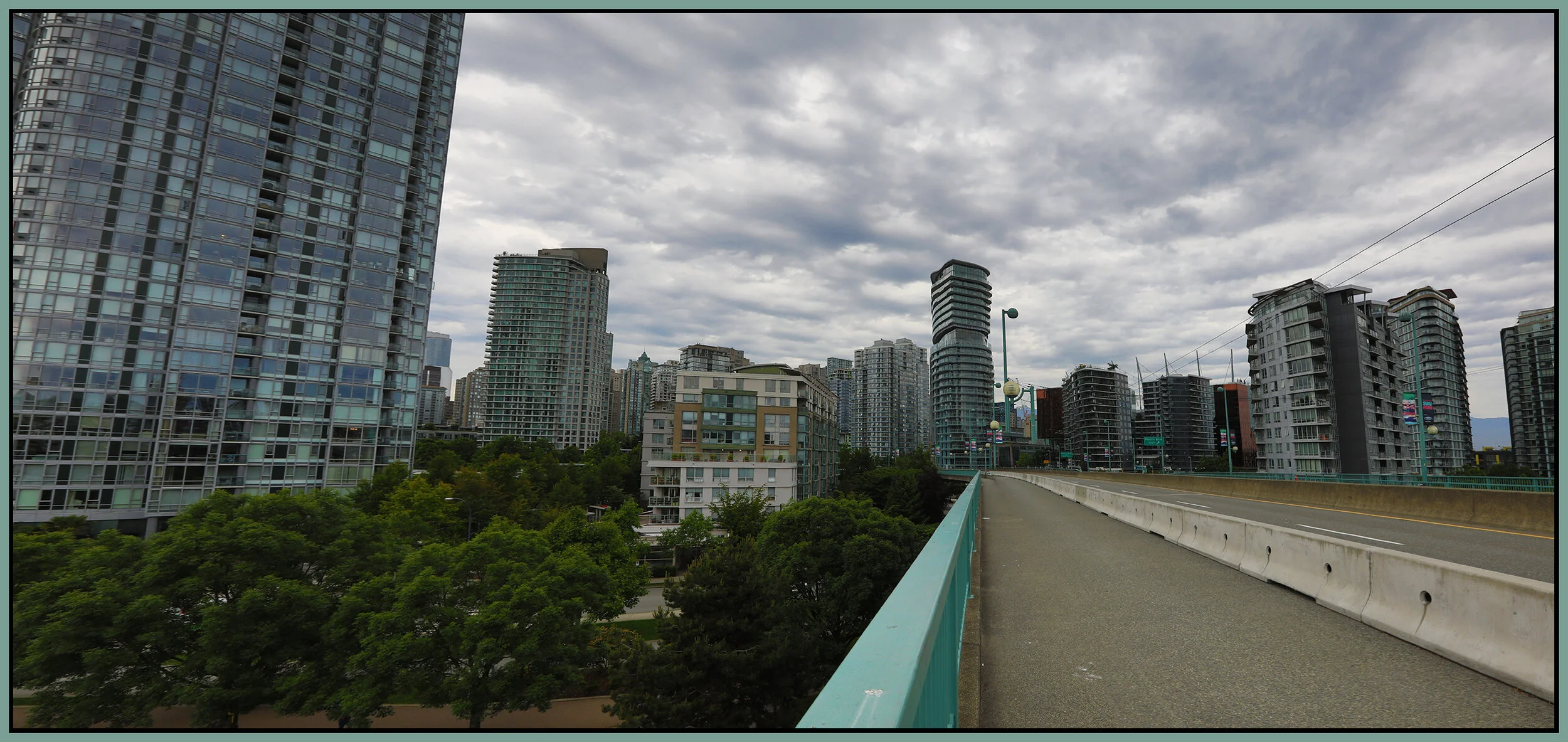 Cambie Bridge LkgN_May 30_2020_HDR_4F3313_4x9s.jpg