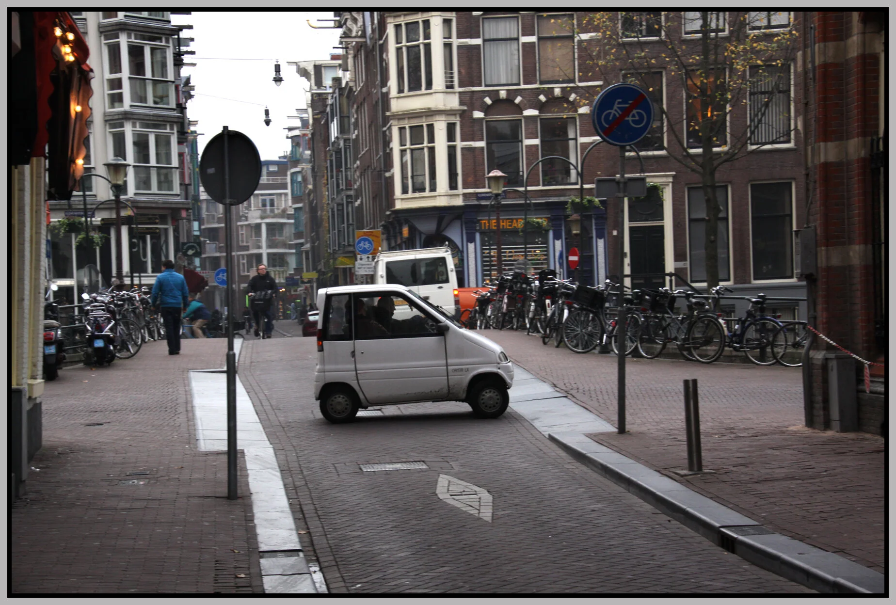 Amsterdam_Nov 8_2011_6532_4x6s.jpg