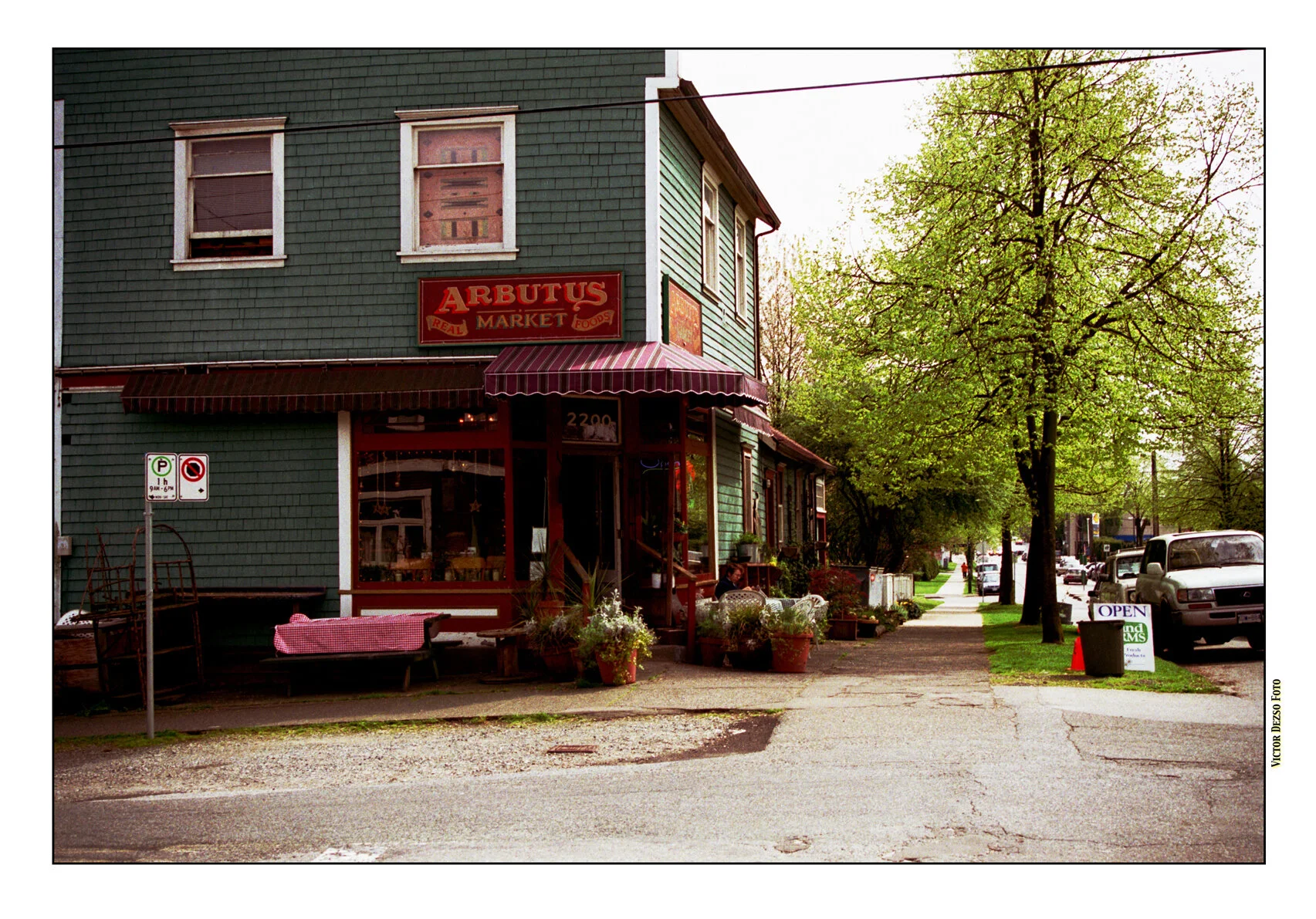 Arbutus Store_Mar 26_2001_4x6s.jpg