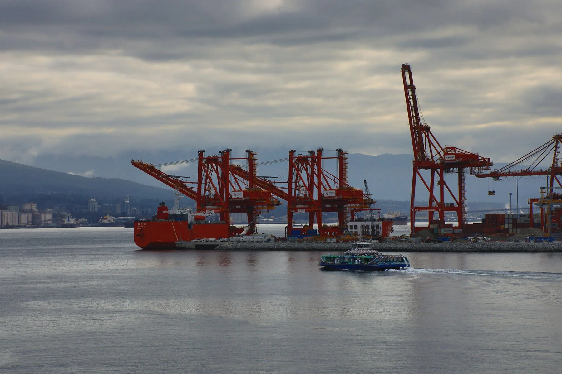 Vancouver Harbour Const_Sep 13_2021_HDR_5A2795_4x6.jpg