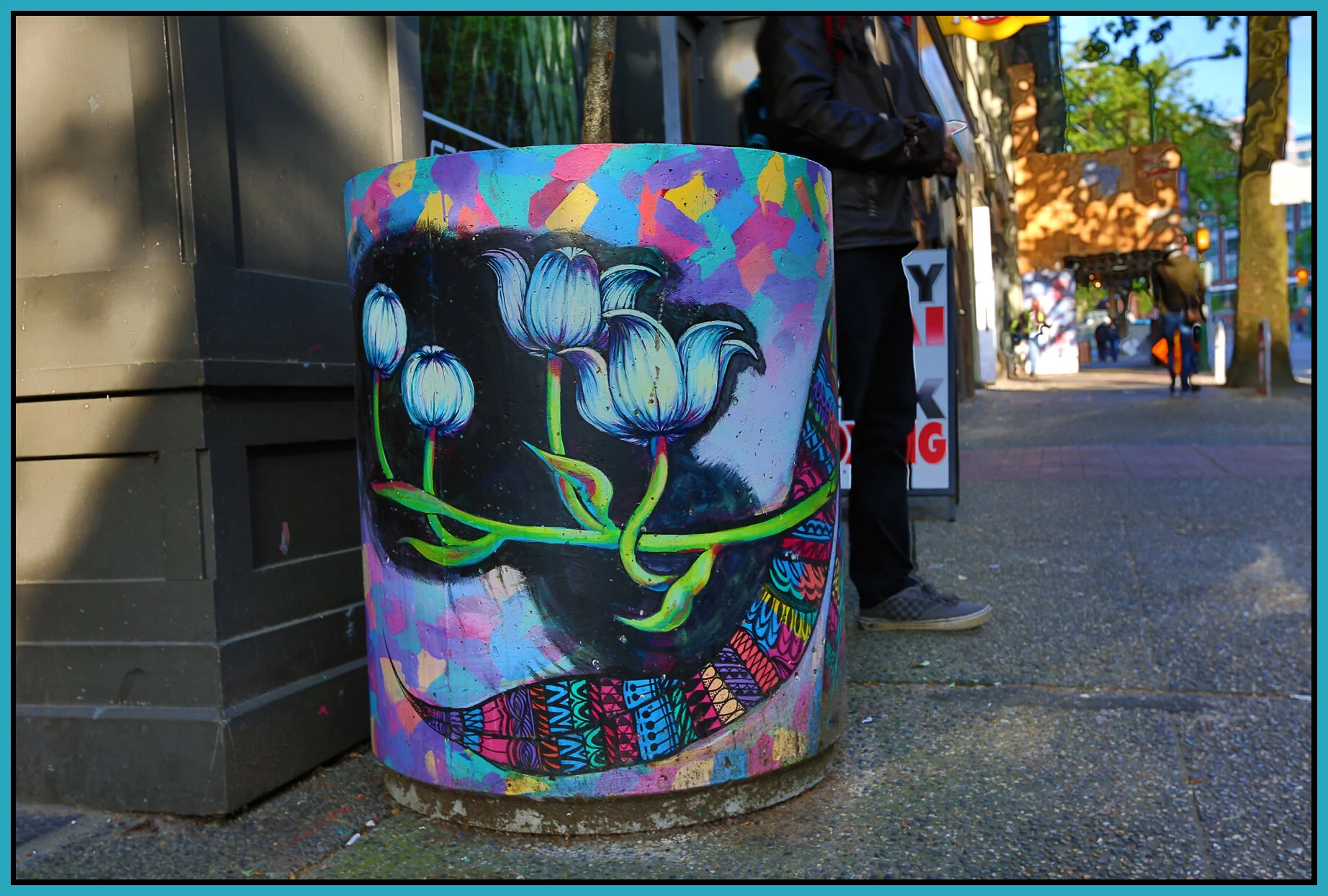 Hastings Tree Planter Mural_May 17_2016_HDR_K3183s.jpg