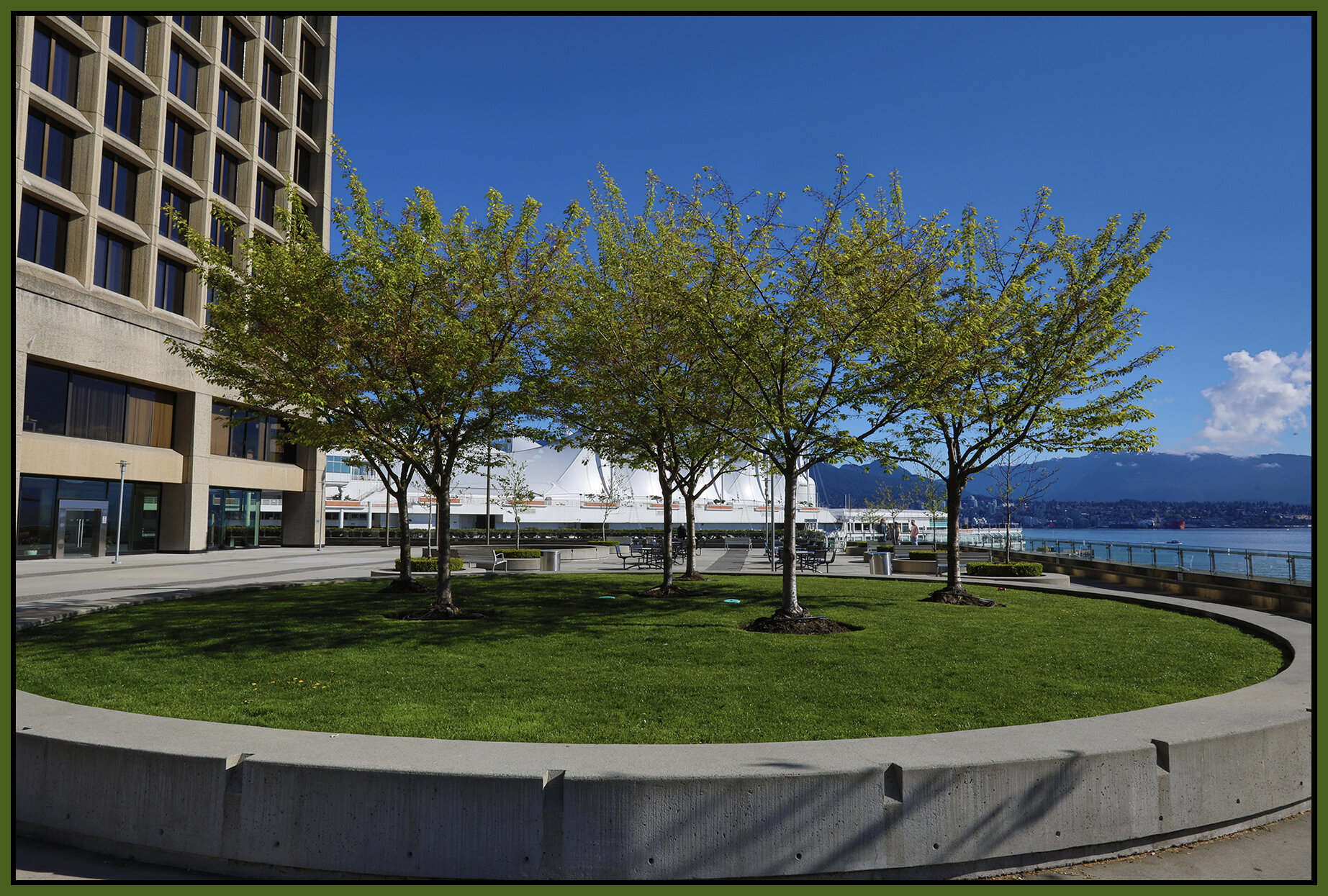200 Granville St LkgN_Apr 20_2019_HDR_E3232_4x6s.jpg
