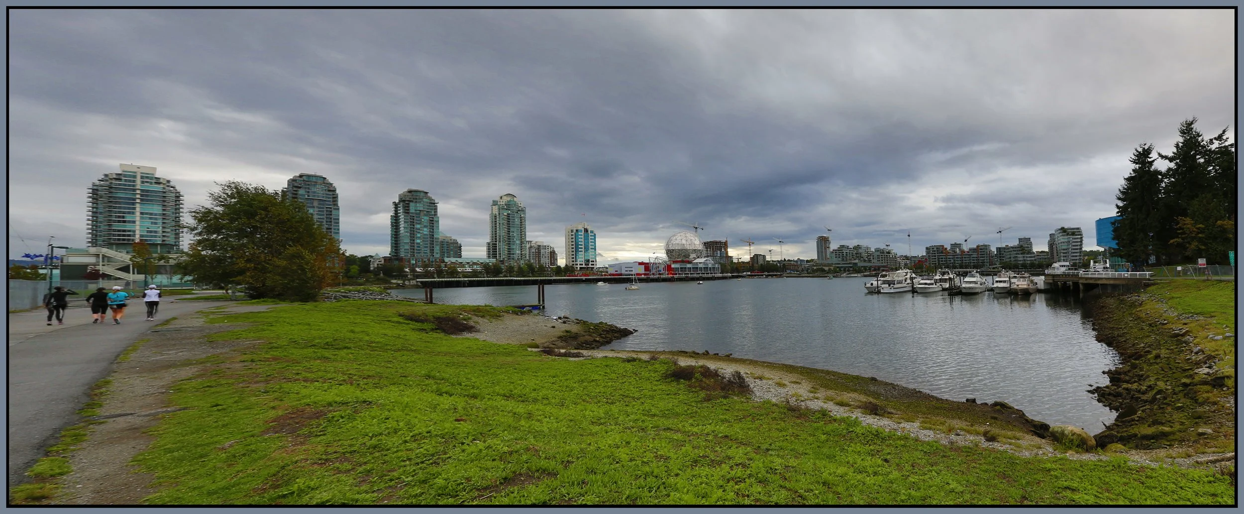 7 View_Sep 29_2013_HDR_Pan_B8882_4x10s.jpg