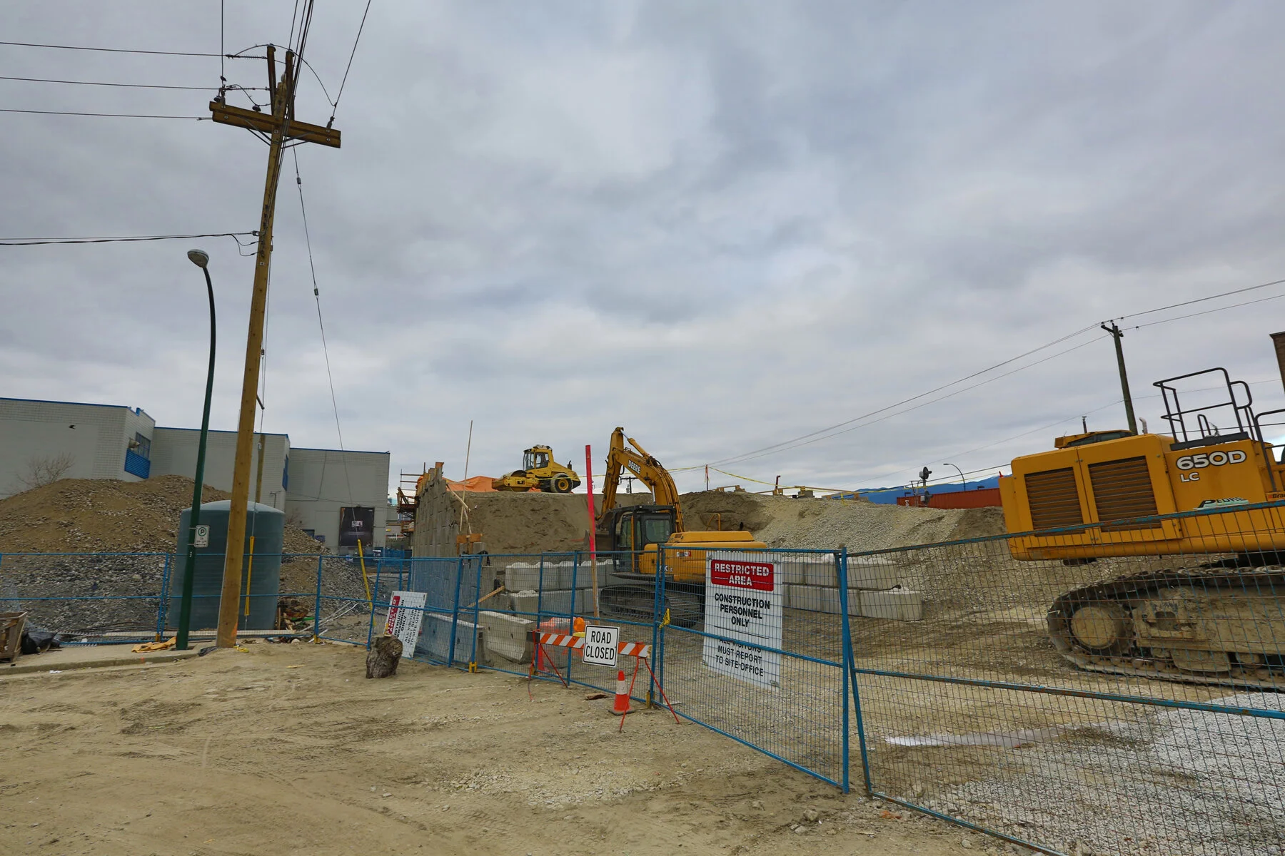 Powell Const_Feb 9_2014_HDR_E8716_4x6.jpg