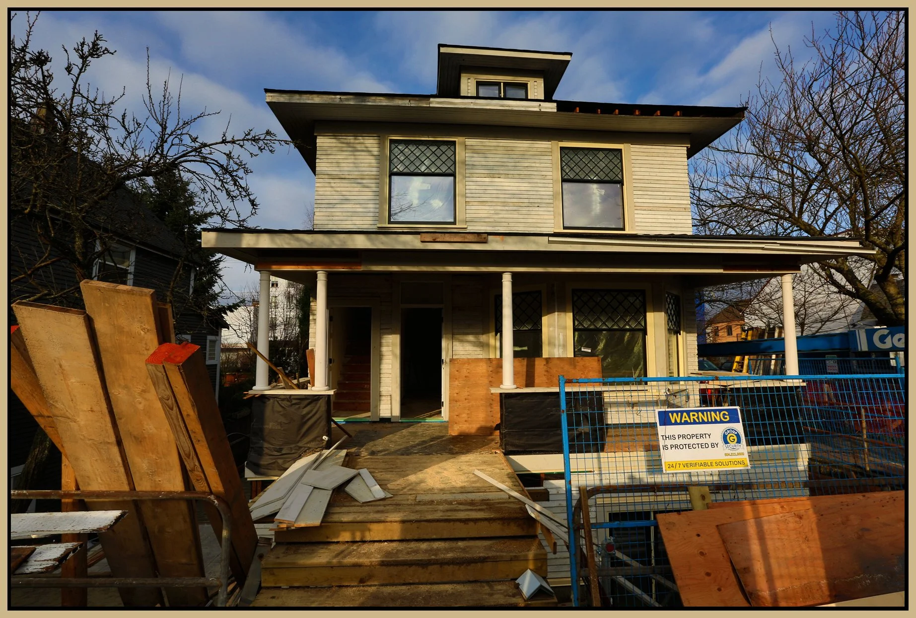 Strathcona Const_Jan 15_2014_HDR_E1964_4x6s.jpg