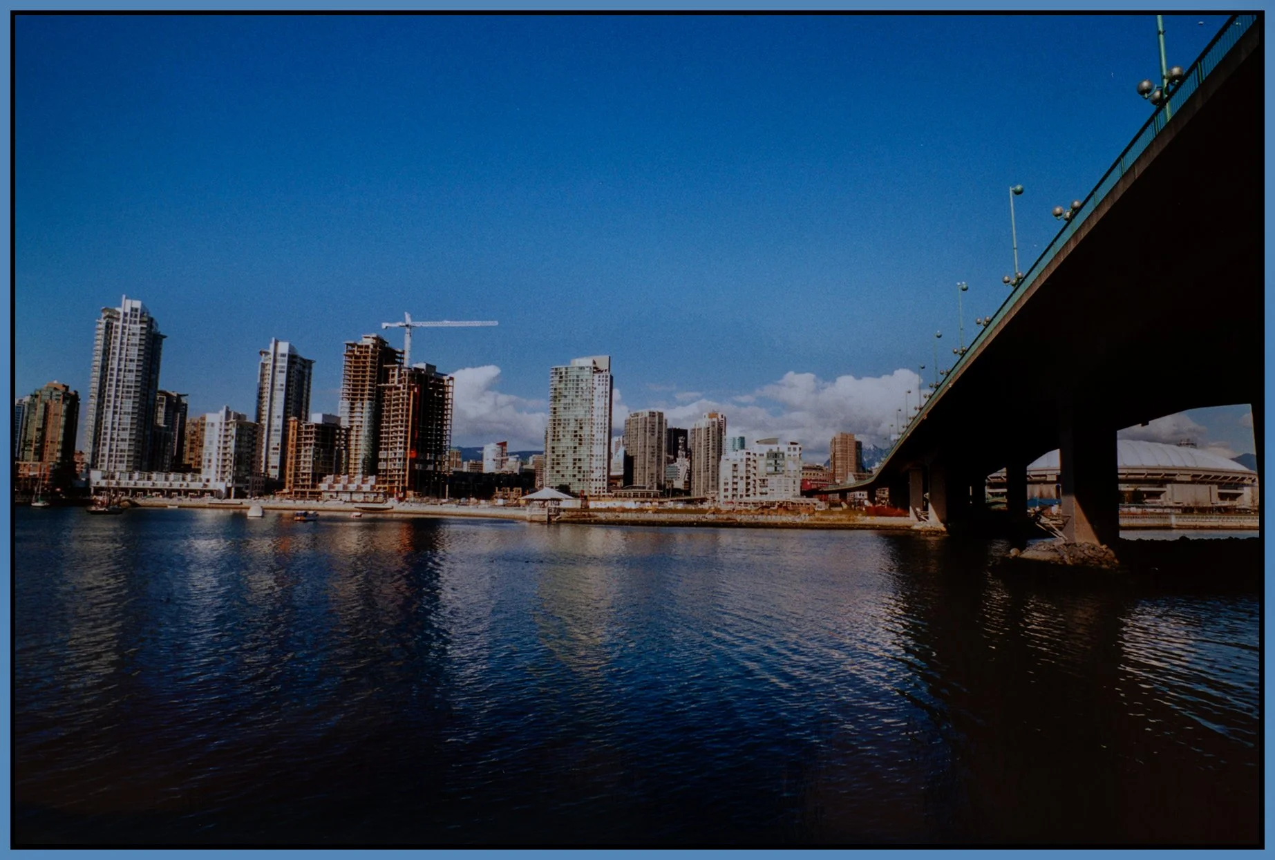 3 View False Ck_1998_9174_4x6s.jpg