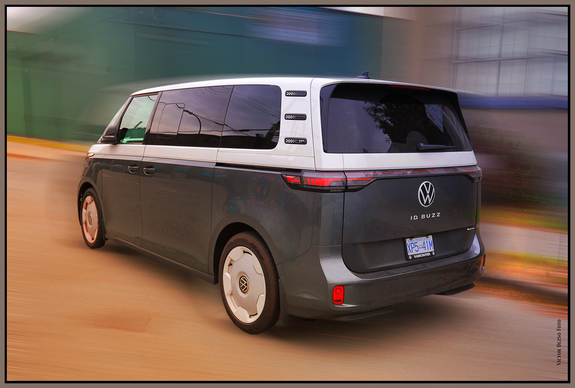 VW ID.Buzz_Oct 8_2025_HDR_4K3963B_peW&Ccntrst_4x6s.jpg