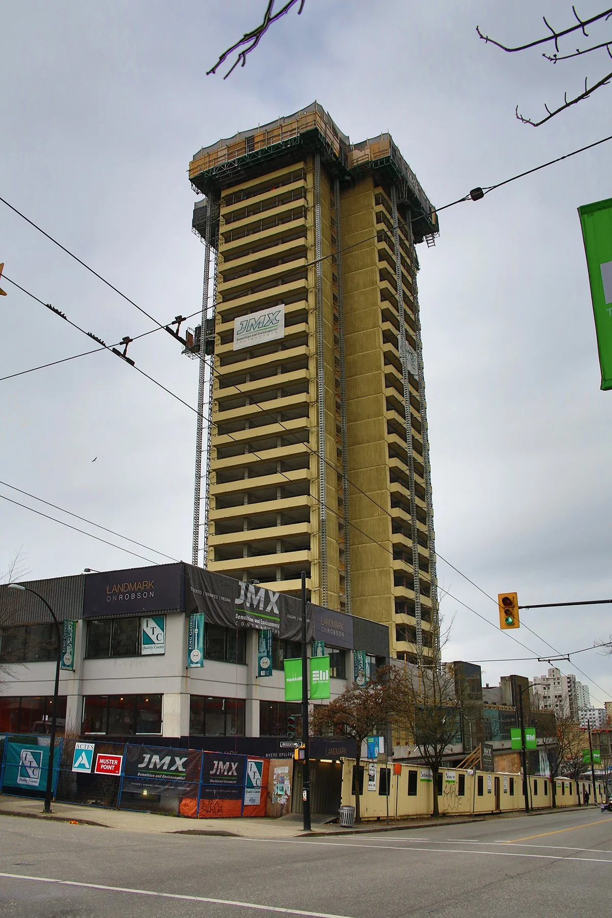Landmark on Robson Const_Mar 5_2019_HDR_A3318_4x6.jpg