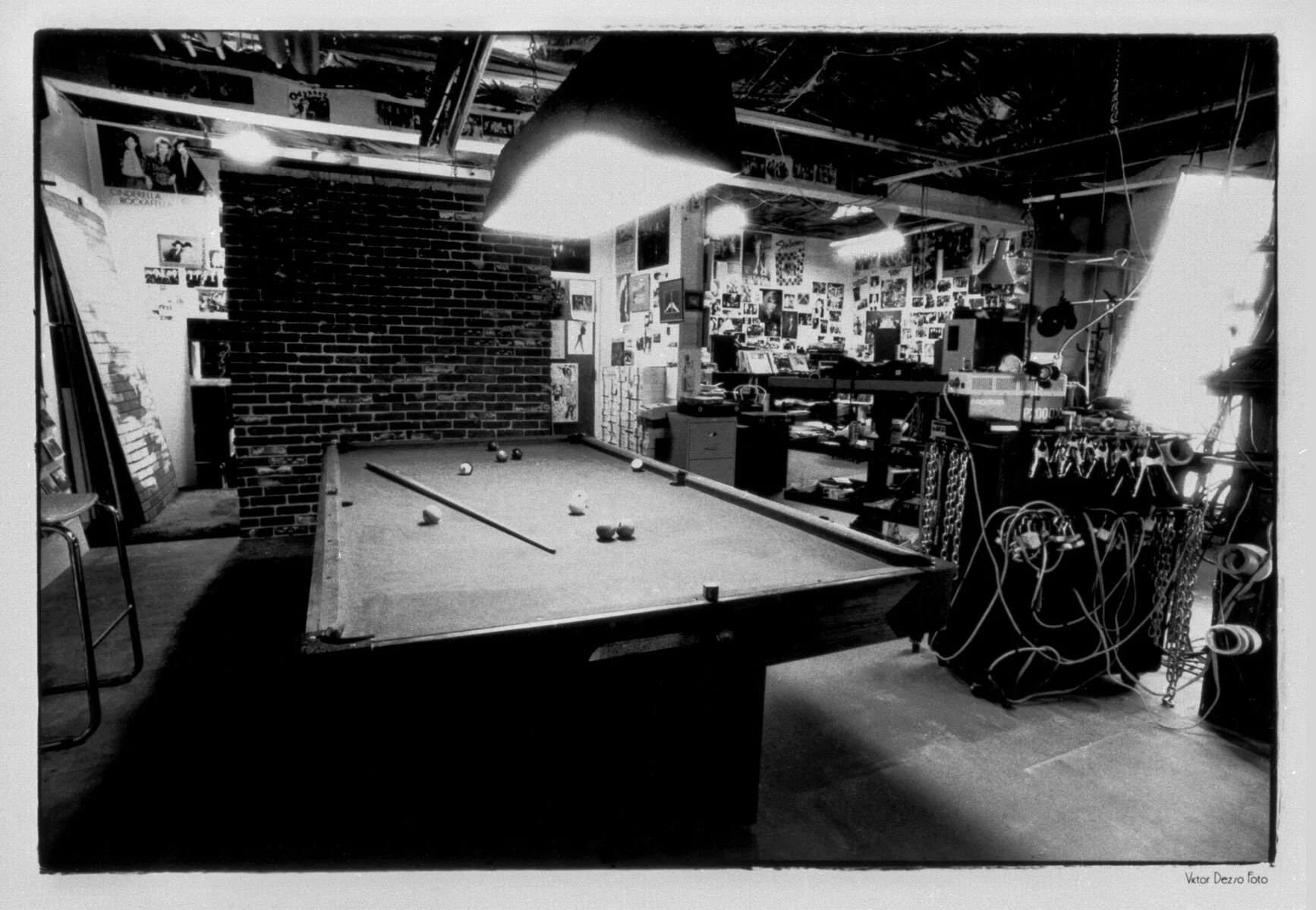 1715 Cook St_Studio_Dec 19_1989_4x6s.jpg