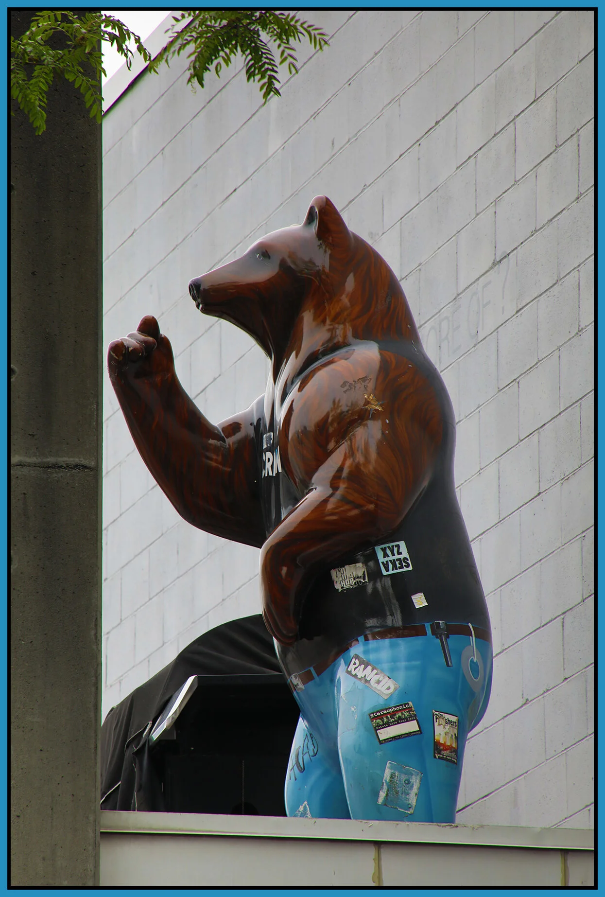 2nd Ave Bear Art_May 30_2021_HDR_4G9362_4x6s.jpg