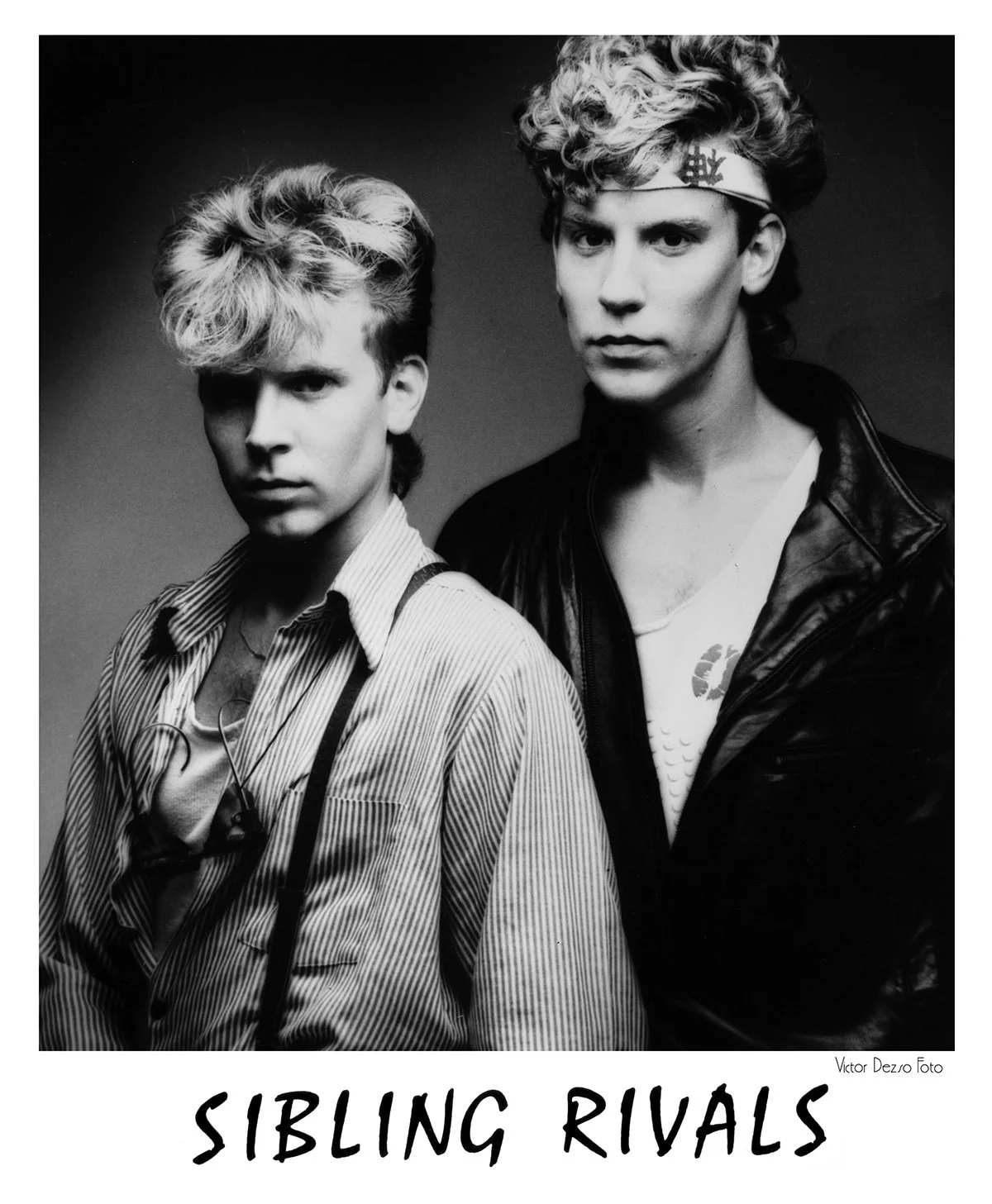 Sibling Rivals_2251_4x5.jpg