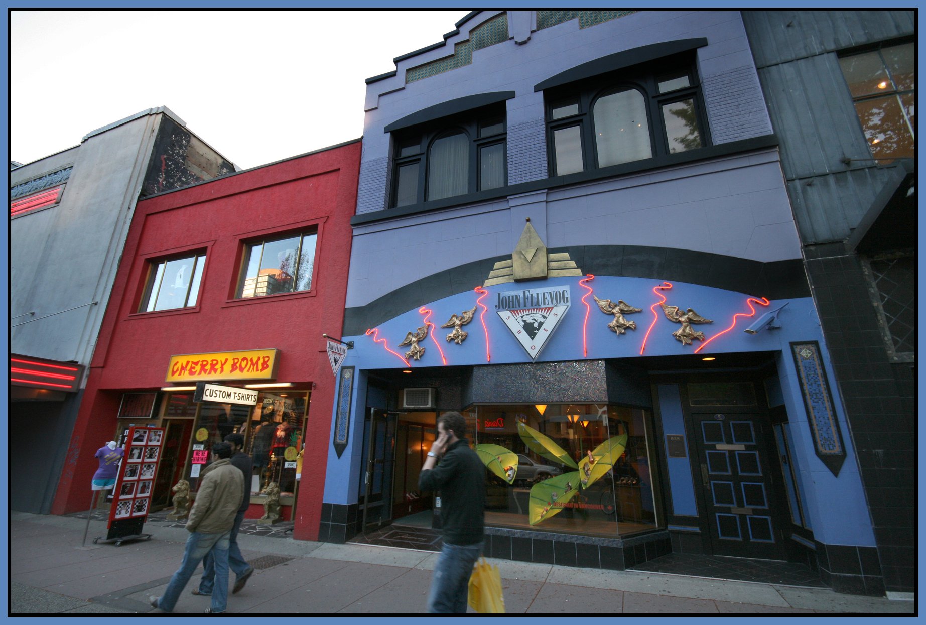 837 Granville St Shops_May 4_2007_5786_4x6s.jpg