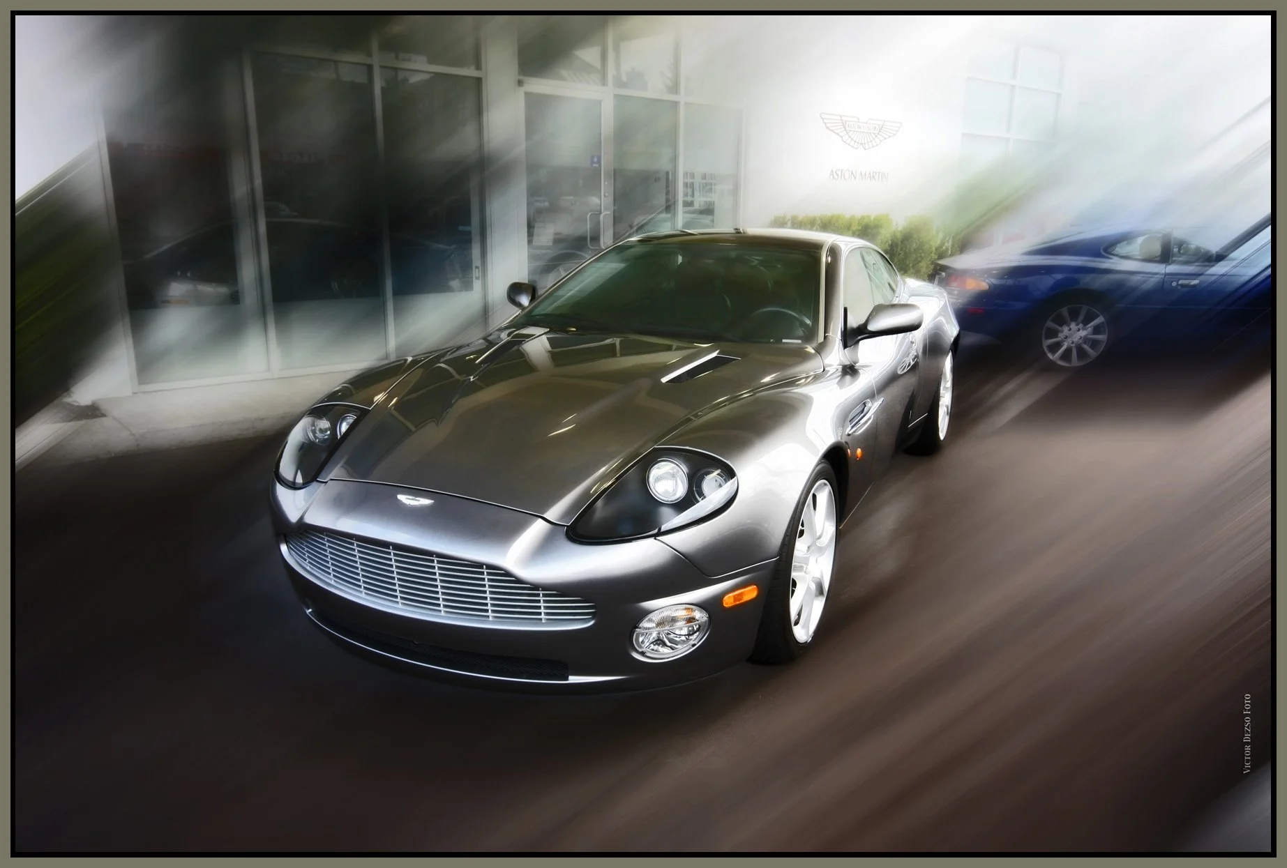 Aston Martin_4555_2_4x6s.jpg