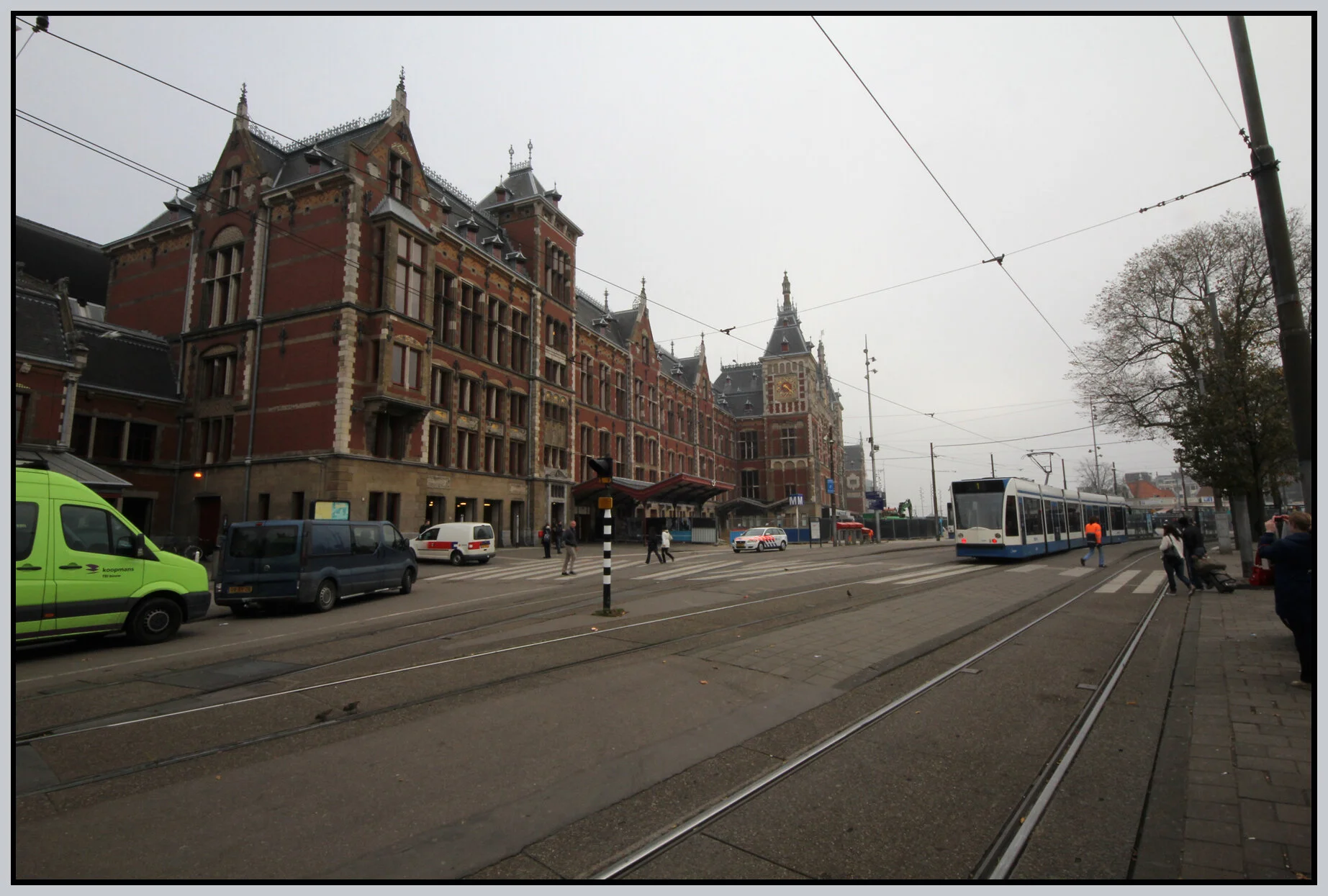 Amsterdam_Nov 8_2011_1915_4x6s.jpg