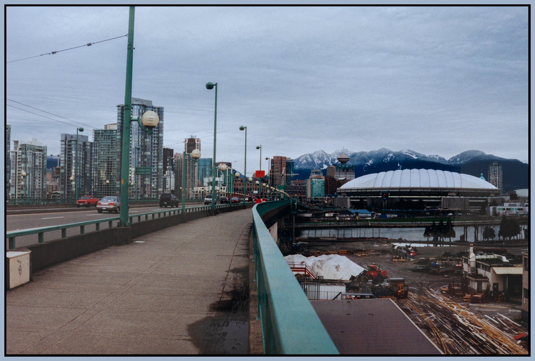 Cambie Bg LkgN_Stadium_Feb 14_2002_1723_4x6s.jpg
