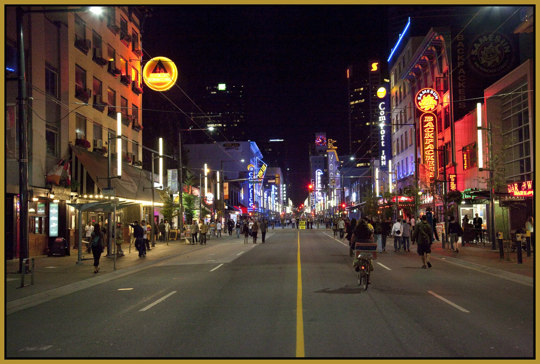 Granville Mall_July 24_2010_5118_4x6s.jpg