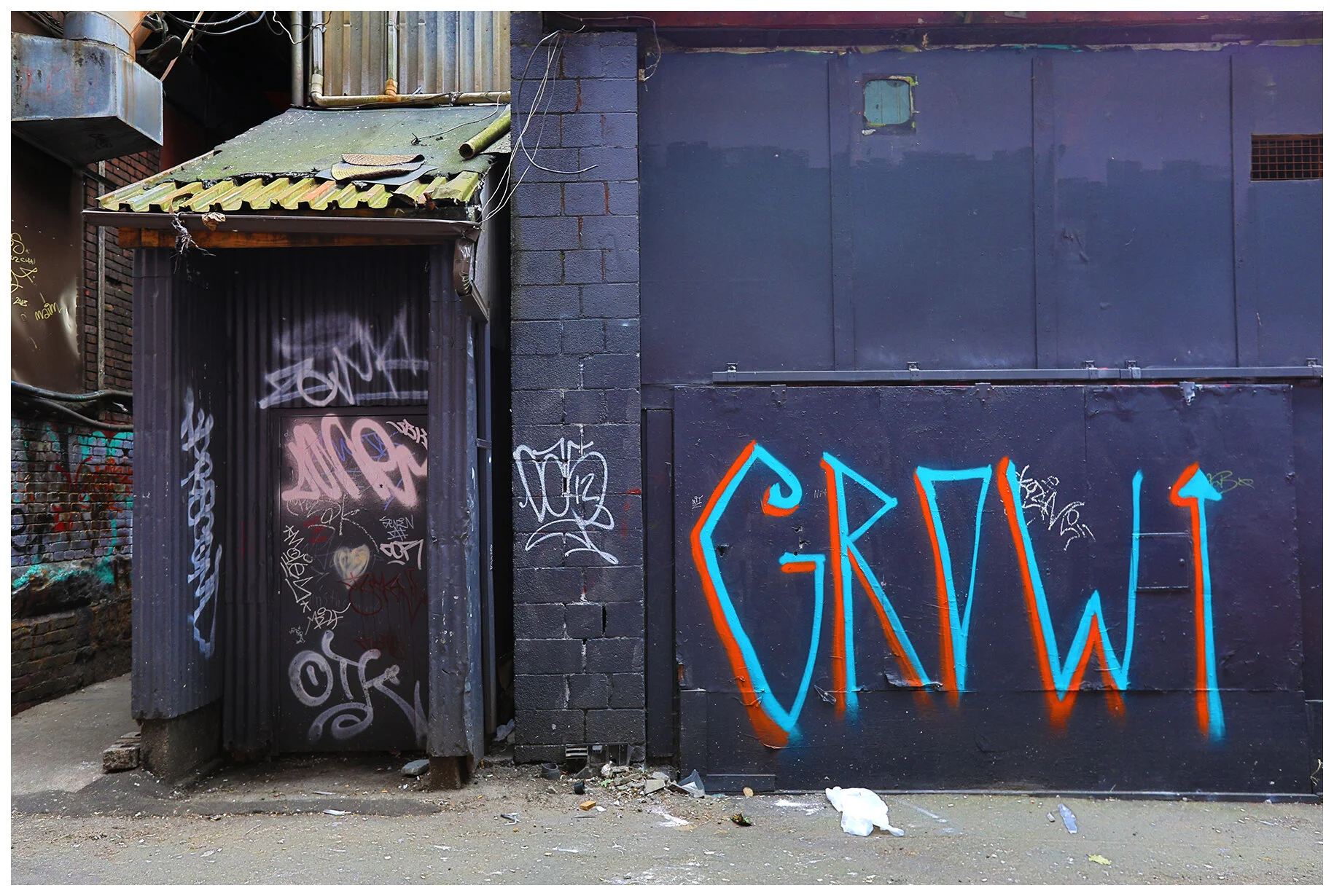 Gastown Alley Graffiti_May 26_2018_HDR_C1956_4x6s.jpg