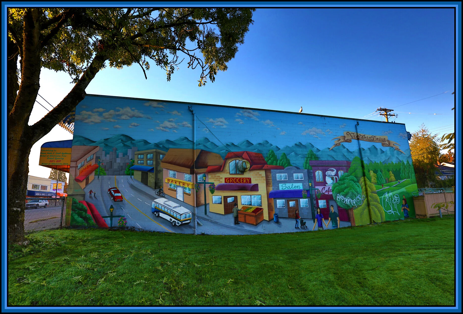 Victoria Dr Mural_Oct 23_2013_HDR_D8986_4x6s.jpg
