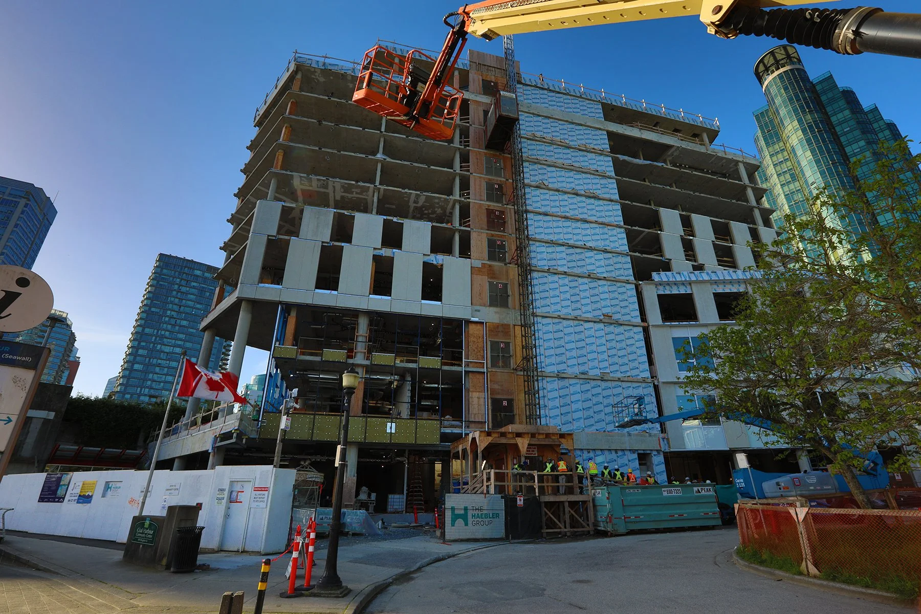 Coal Harbour Const_Jun 5_2024_HDR_4J0344_4x6.jpg