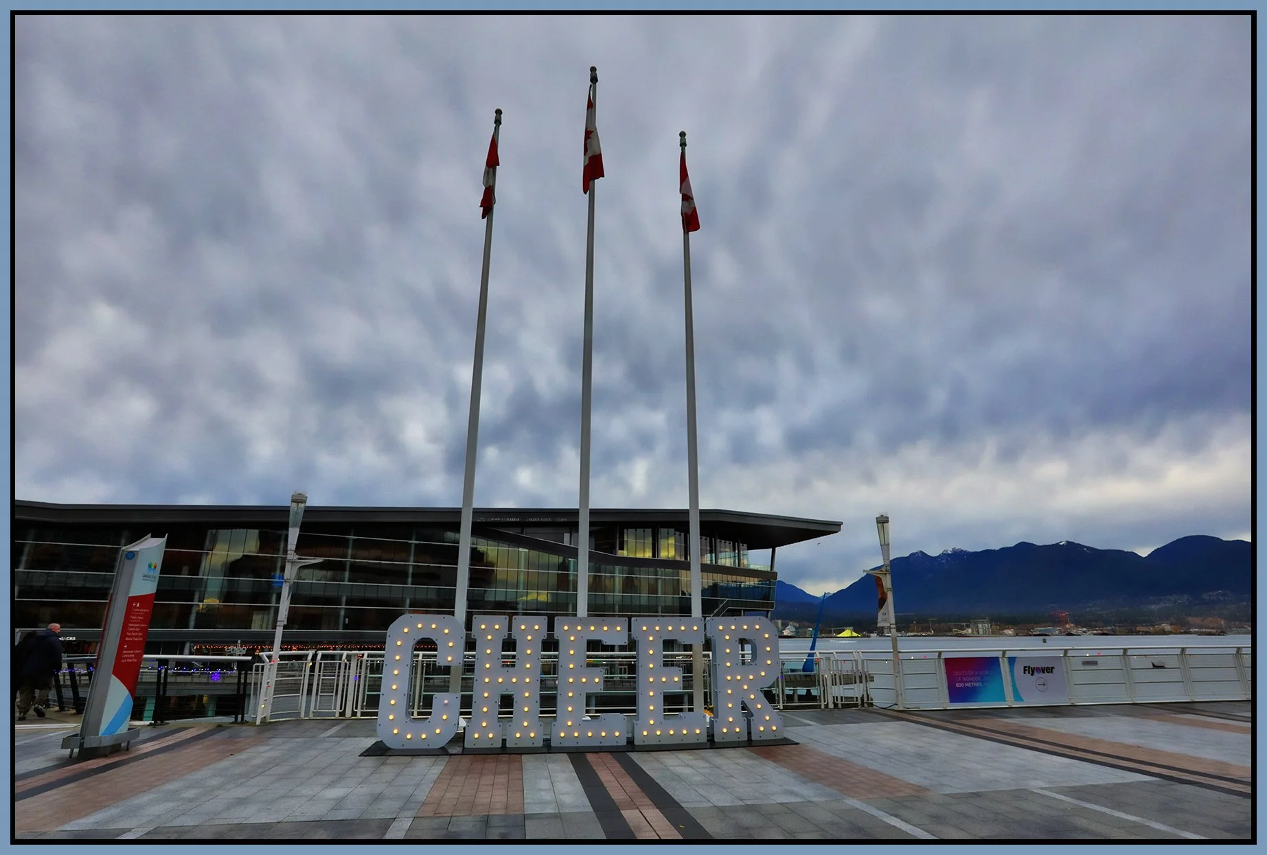 Coal Harbour Cheer Sign_Nov 28_2025_HDR_4K5607_peShdngCntrst_4x6s.jpg