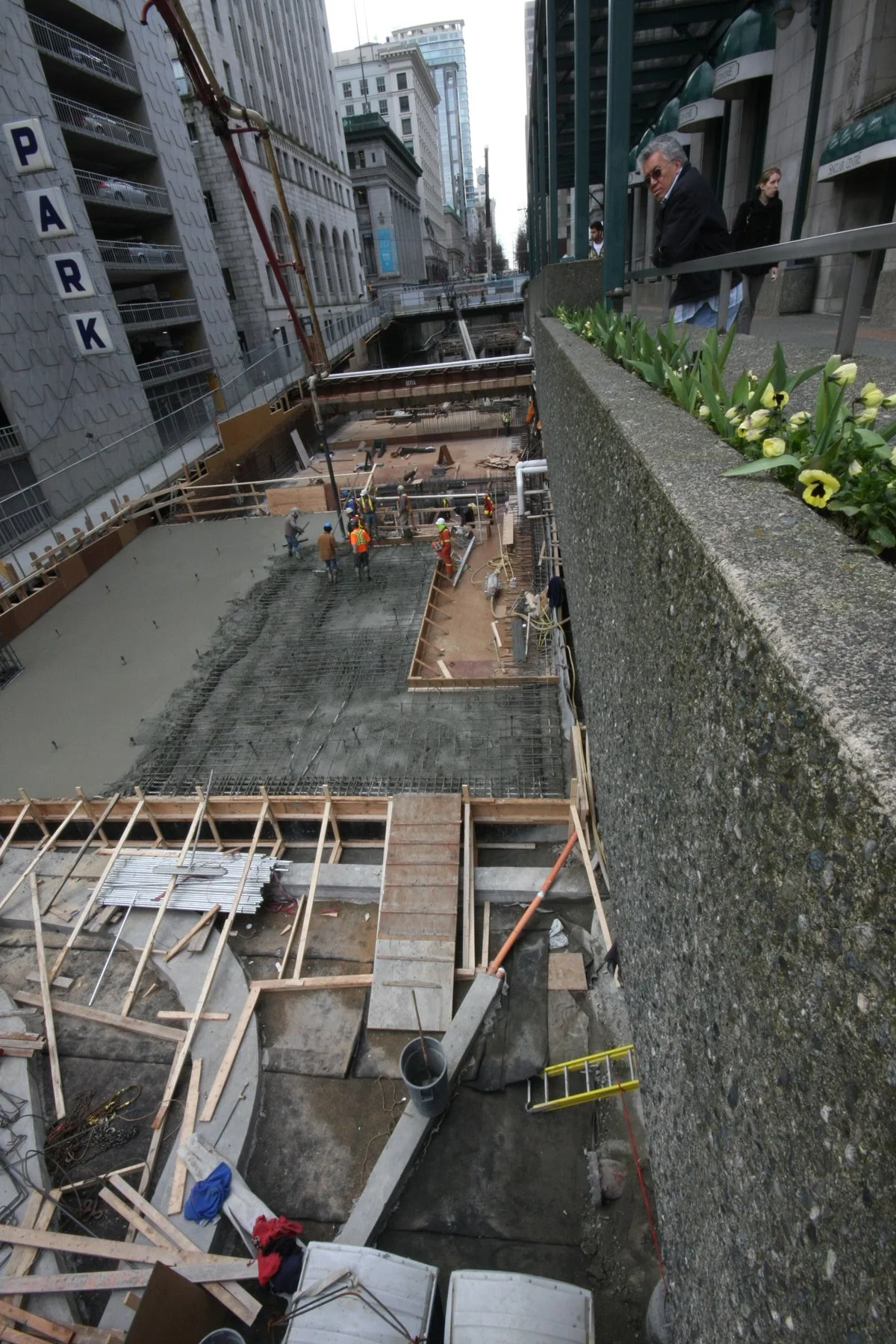 Granville Dig_Apr 1_2008_1696_4x6.jpg