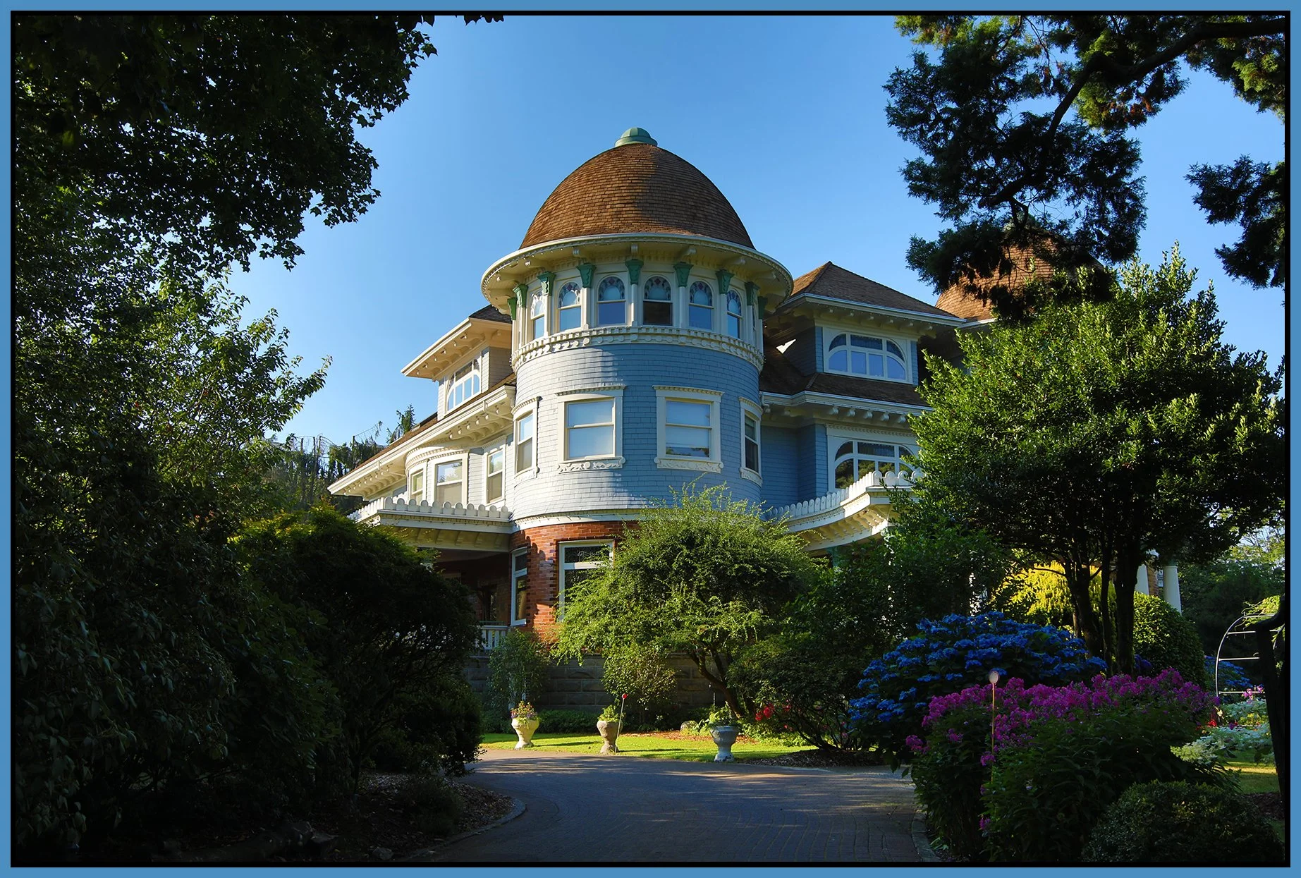 1690 Mathews Canucks Place_Jul 31_2022_HDR_4H1695_4x6s.jpg