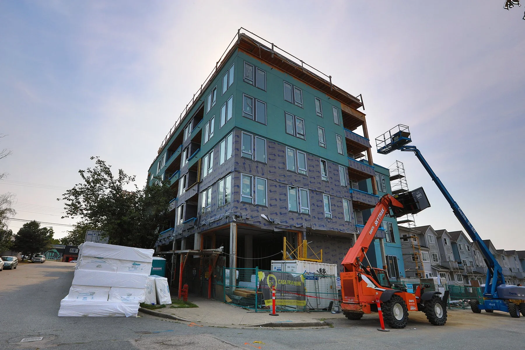 815 Commercial Dr Const_Sep 8_2024_HDR_4J3626_4x6.jpg