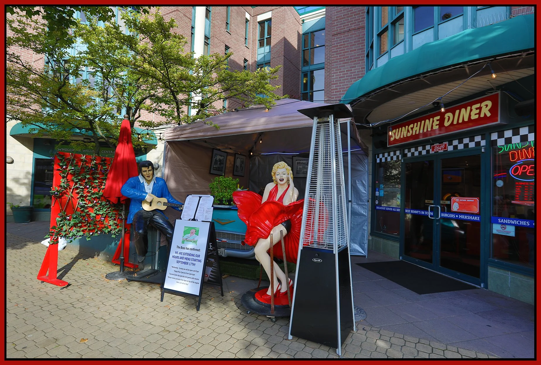 2677 Broadway Sunshine Diner_Sep 30_2024_HDR_5E1978_4x6s.jpg
