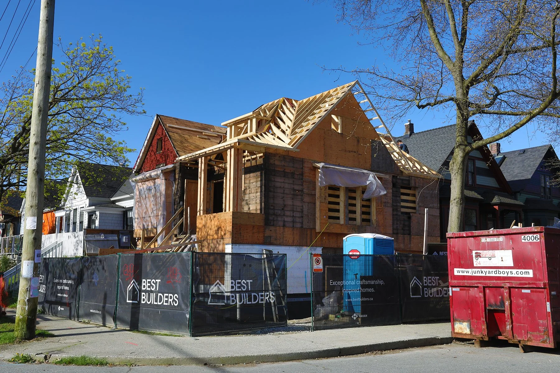 703 Heatley St Const_Apr 28_2023_HDR_5D8198-4x6.jpg