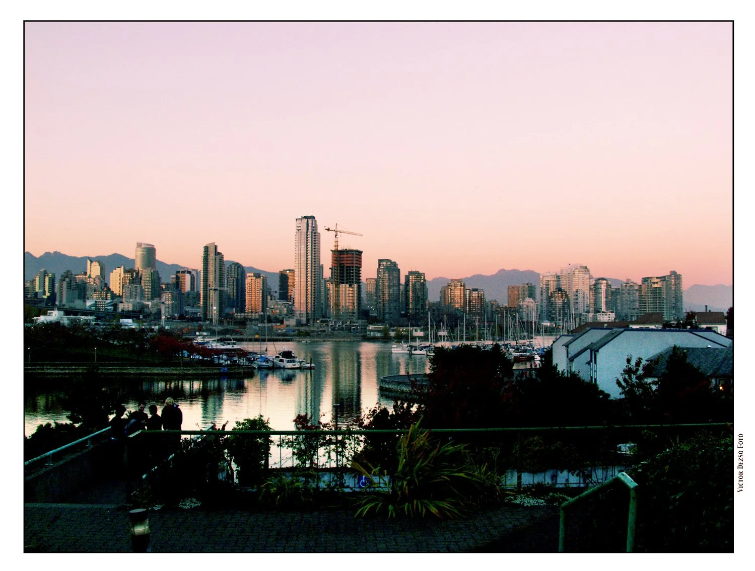 1 View_Nov 2_2002_22_4x6s.jpg