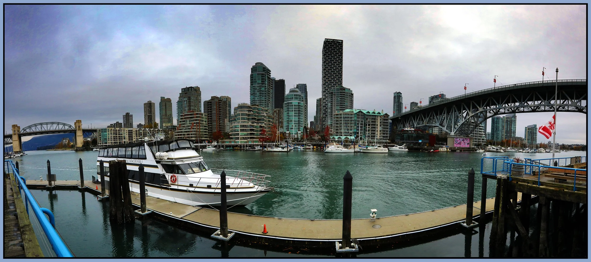 Granville Island LkgN_Nov 9_2021_HDR_Pan_5A0216_1_peDrmatcDrkLndscp_4x9s.jpg