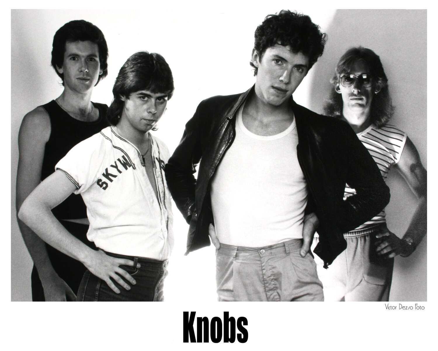 Knobs_4236_s.jpg