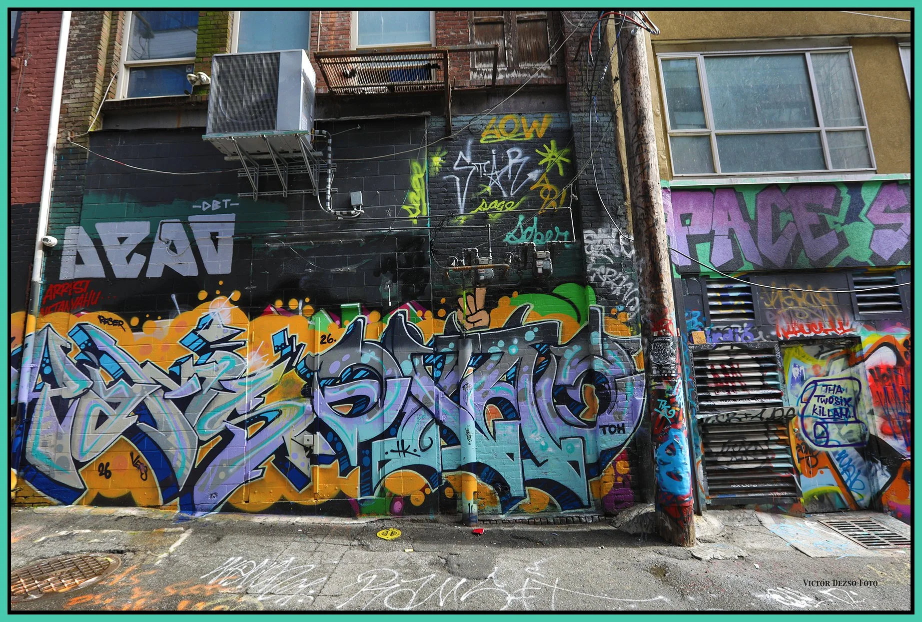 Ashtrey Alley Graffiti_Jul 30_2026_HDR_4L7448_4x6s.jpg