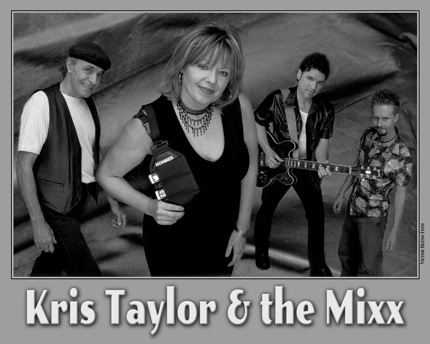 Kris Taylor & the Mixx_4x5.jpg