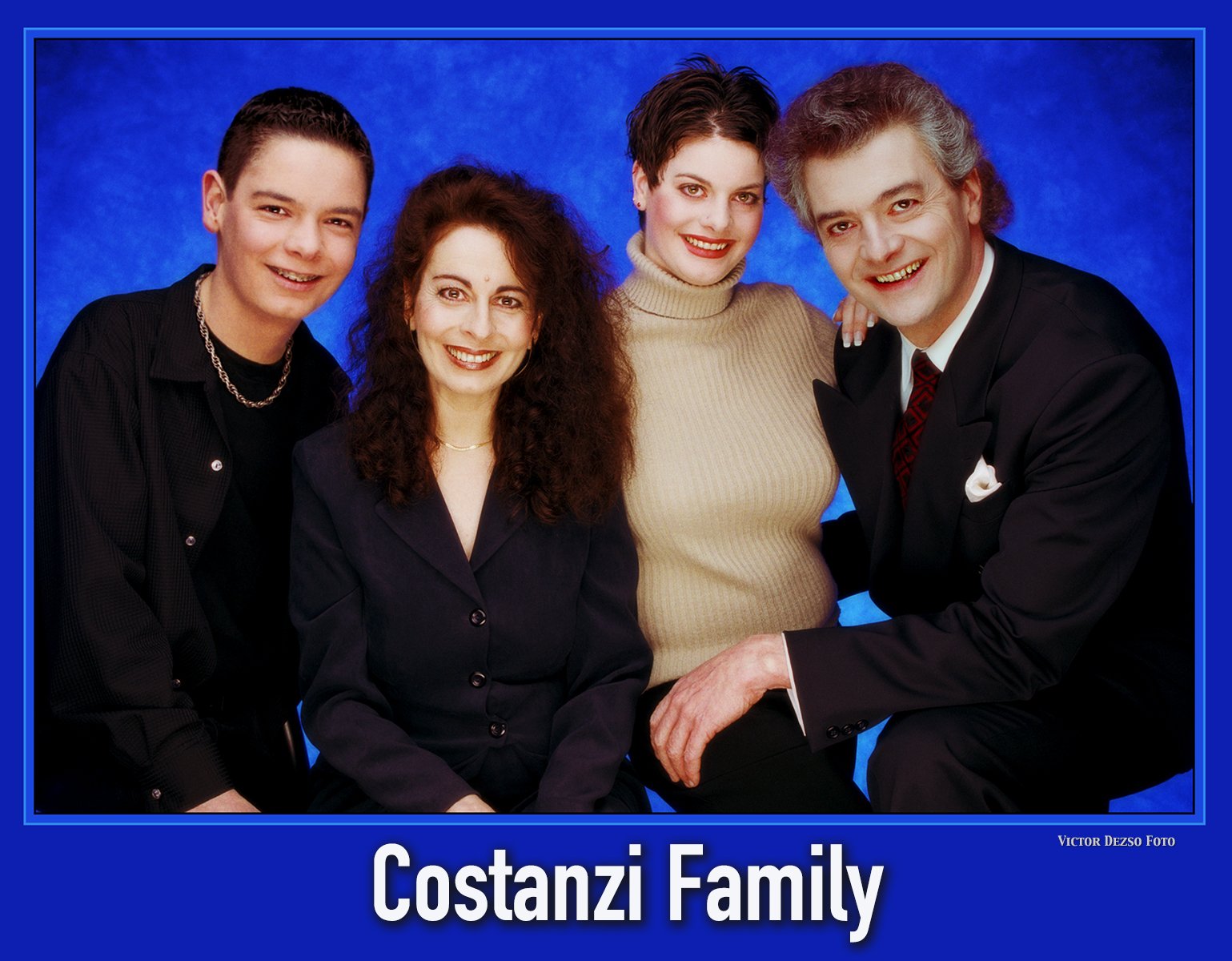 Costanzi Family-Final-2_4x5.jpg