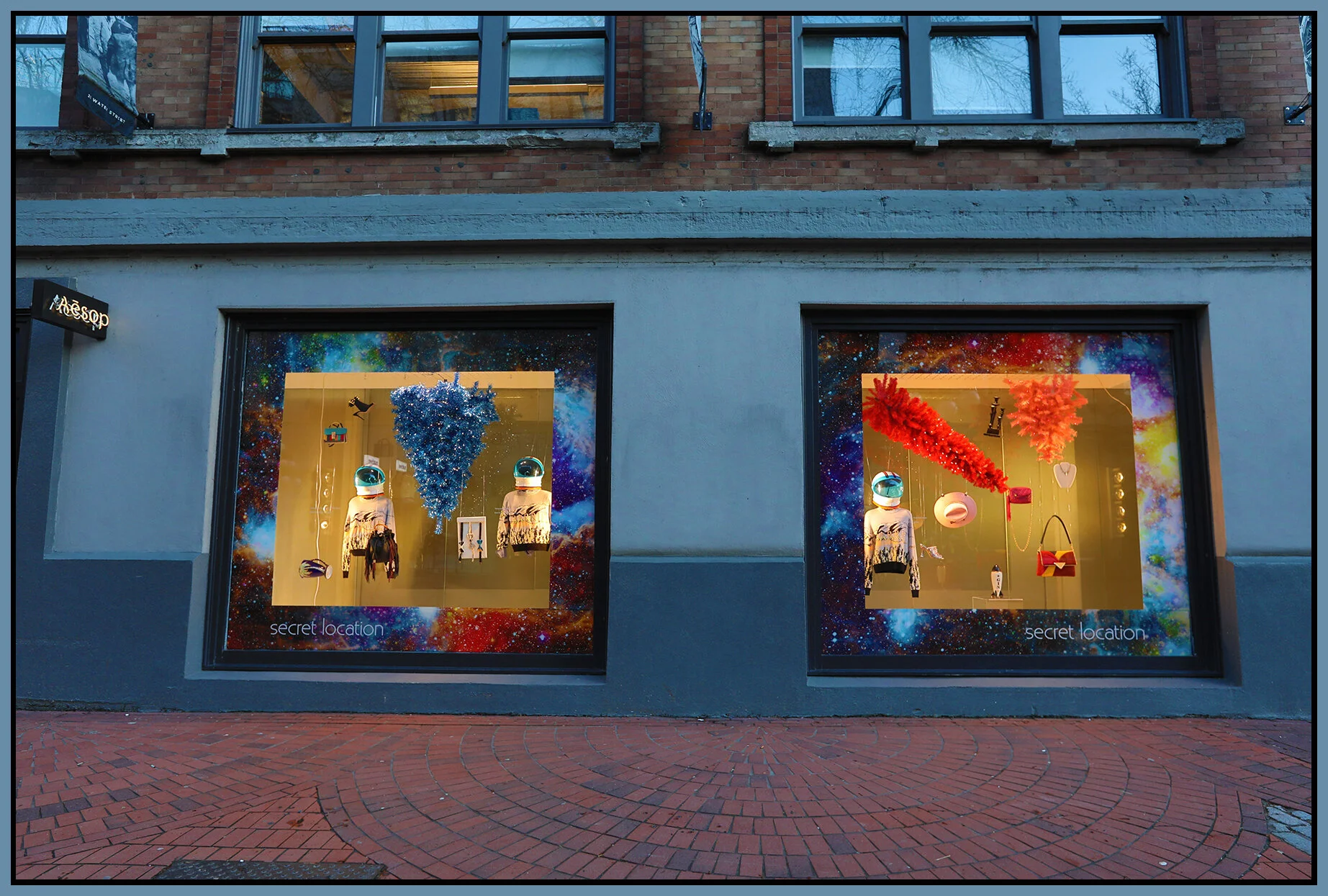 Gastown Window_Dec 30_2018_HDR_D9992_4x6s.jpg