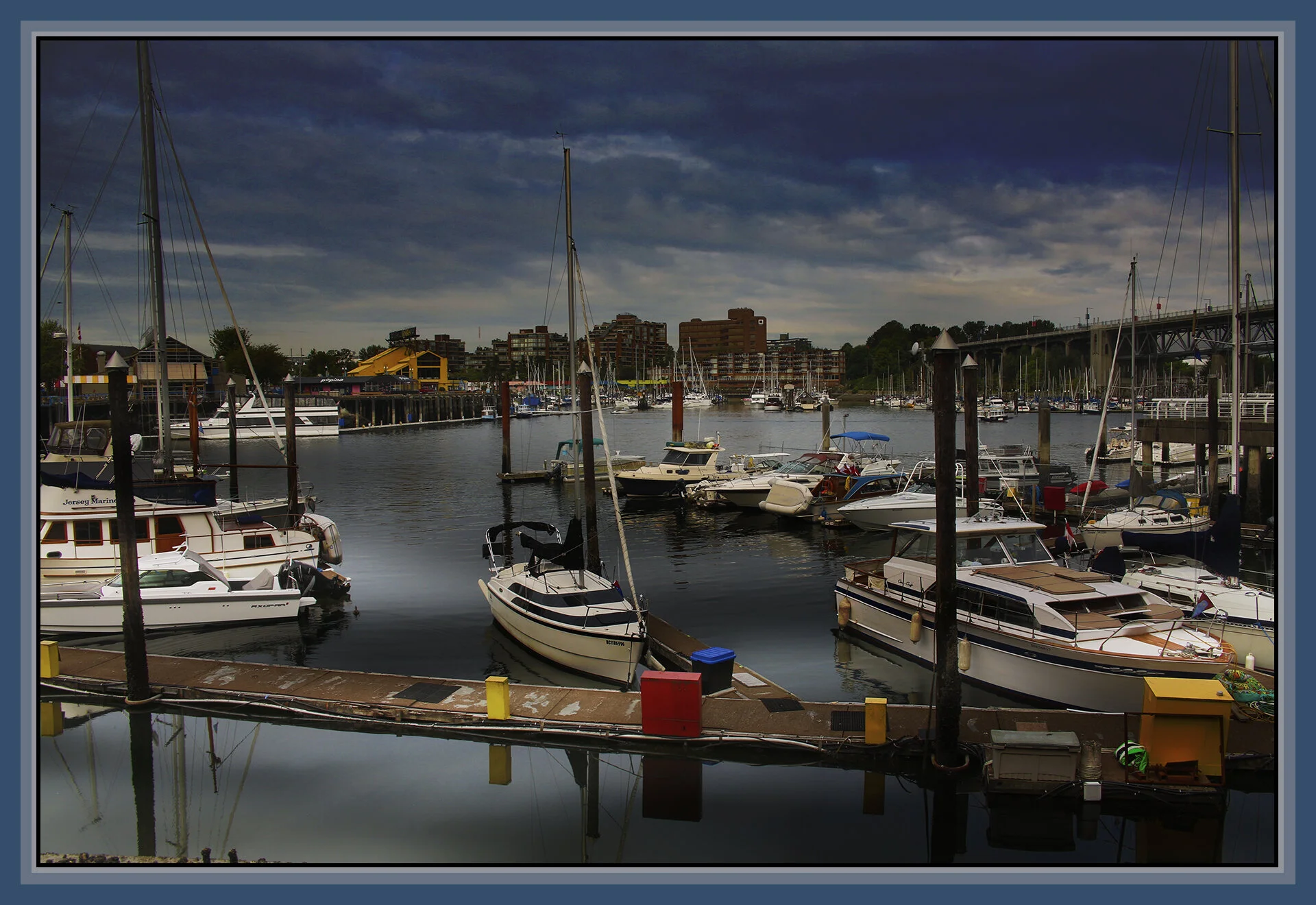 Boats in Vancouver_Jul 31_2019_HDR_A8013_peRelightLndscp_4x6s.jpg
