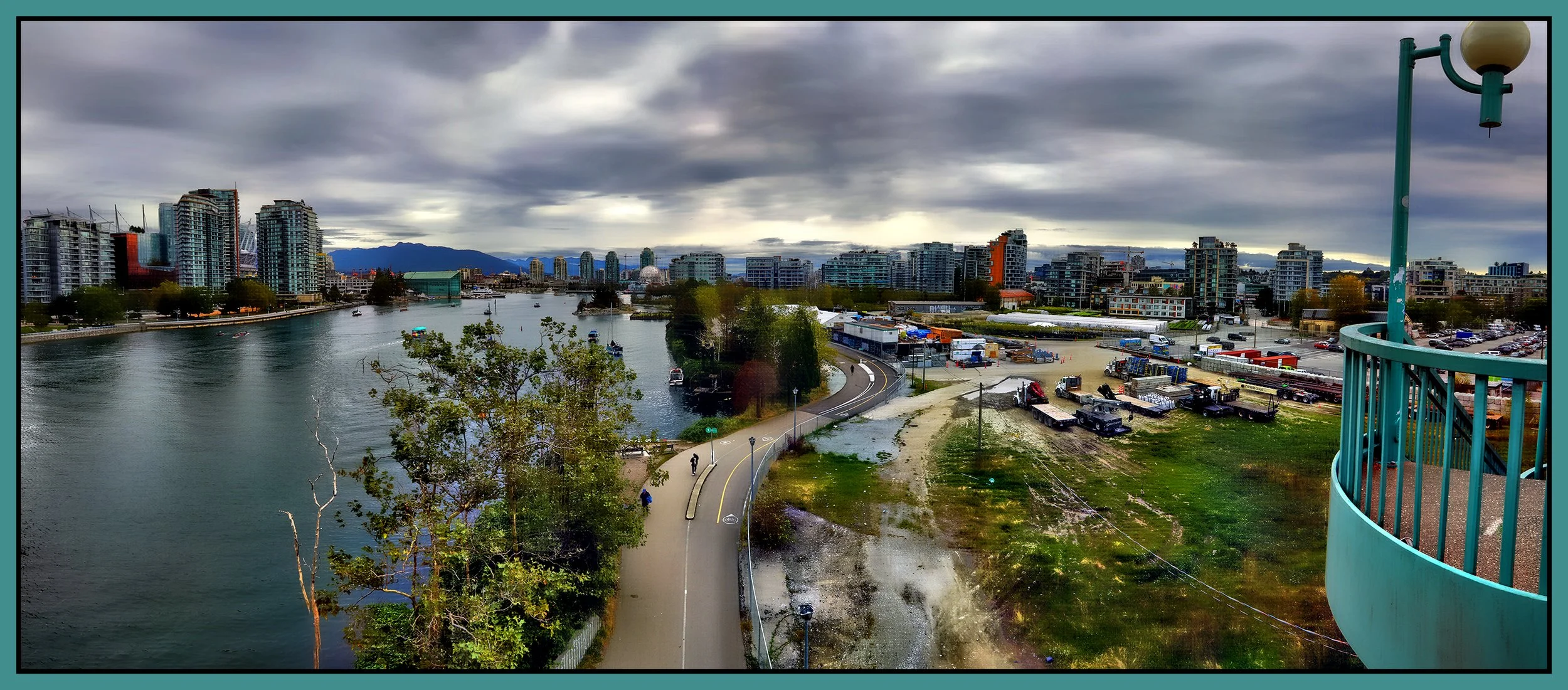 Cambie Bridge LkgE 180_Sep 22_2024_HDR_Pan_5E1310_1_peHdr2013_1_4x9s.jpg