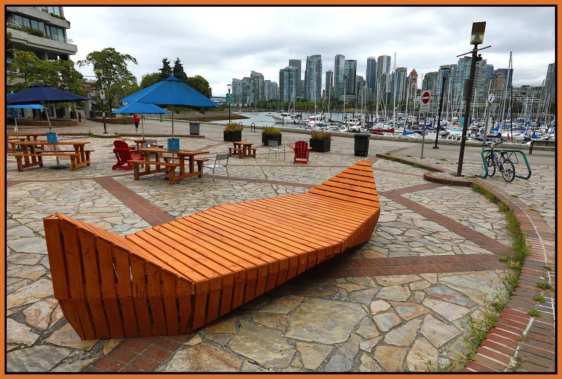 Leg-in-Boot Square Bench_Jul 25_2025_HDR_4J8593_4x6s.jpg