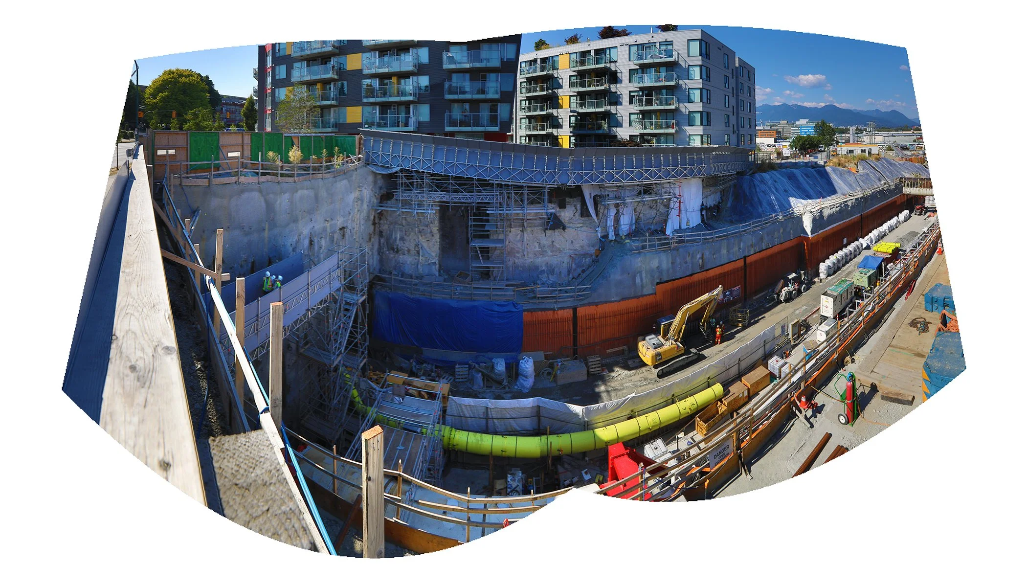 GNW Skytrain Const_Aug 24_2022_HDR_Pan_5B6675_4x7.jpg