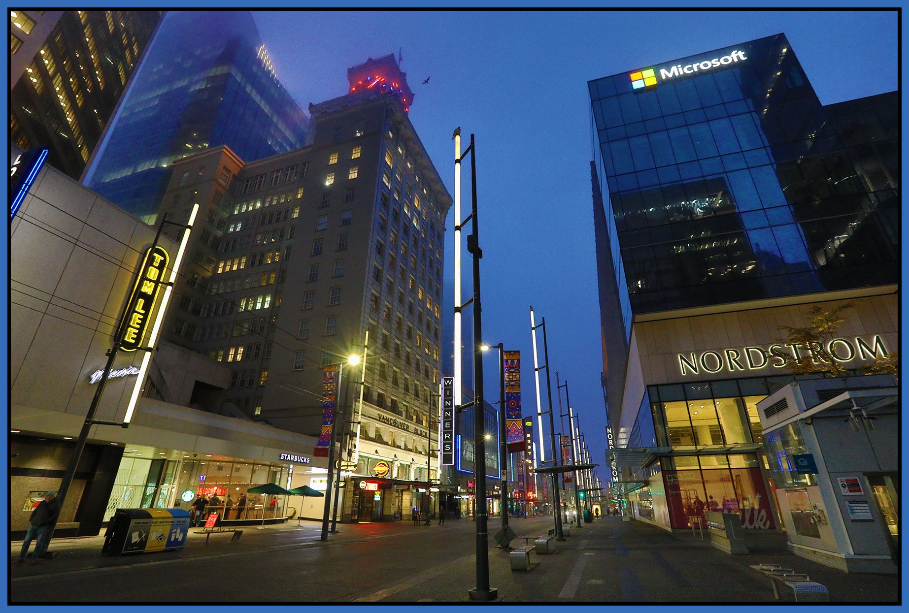 725 Granville St LkgS_Nov 16_2022_HDR_5C6118_4x6s.jpg