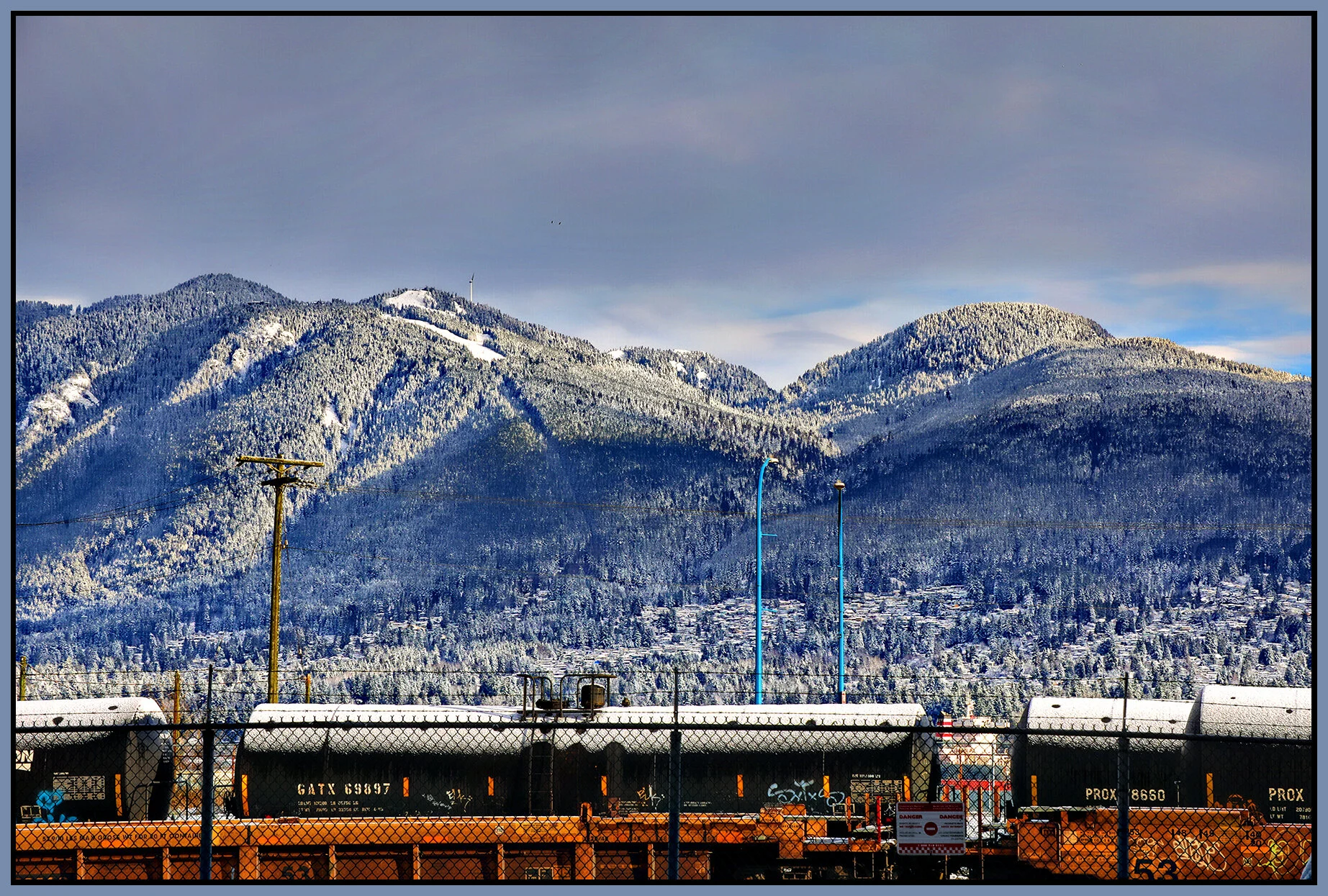 Gastown_LkgN_Feb 18_2018_HDR_C7014_peAccntLight_4x6s.jpg