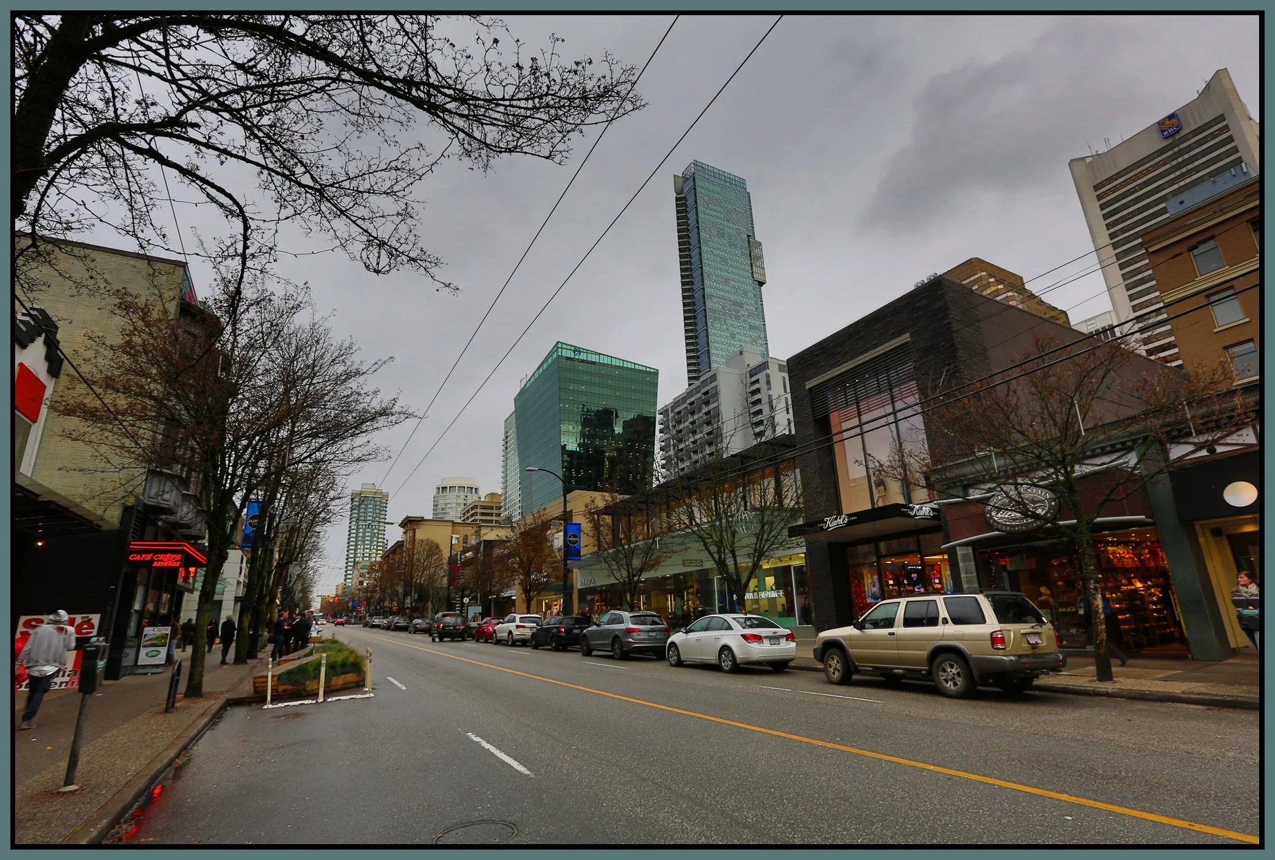 Robson St LkgNW_Dec 20_2015_HDR_H9844_4x6s.jpg