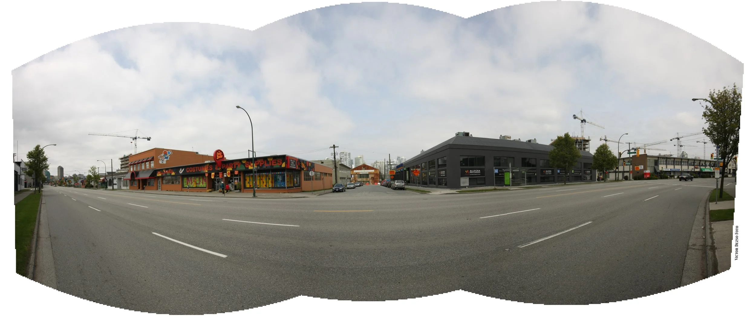 2nd AveW_May08_6255_Pan_4x10.jpg