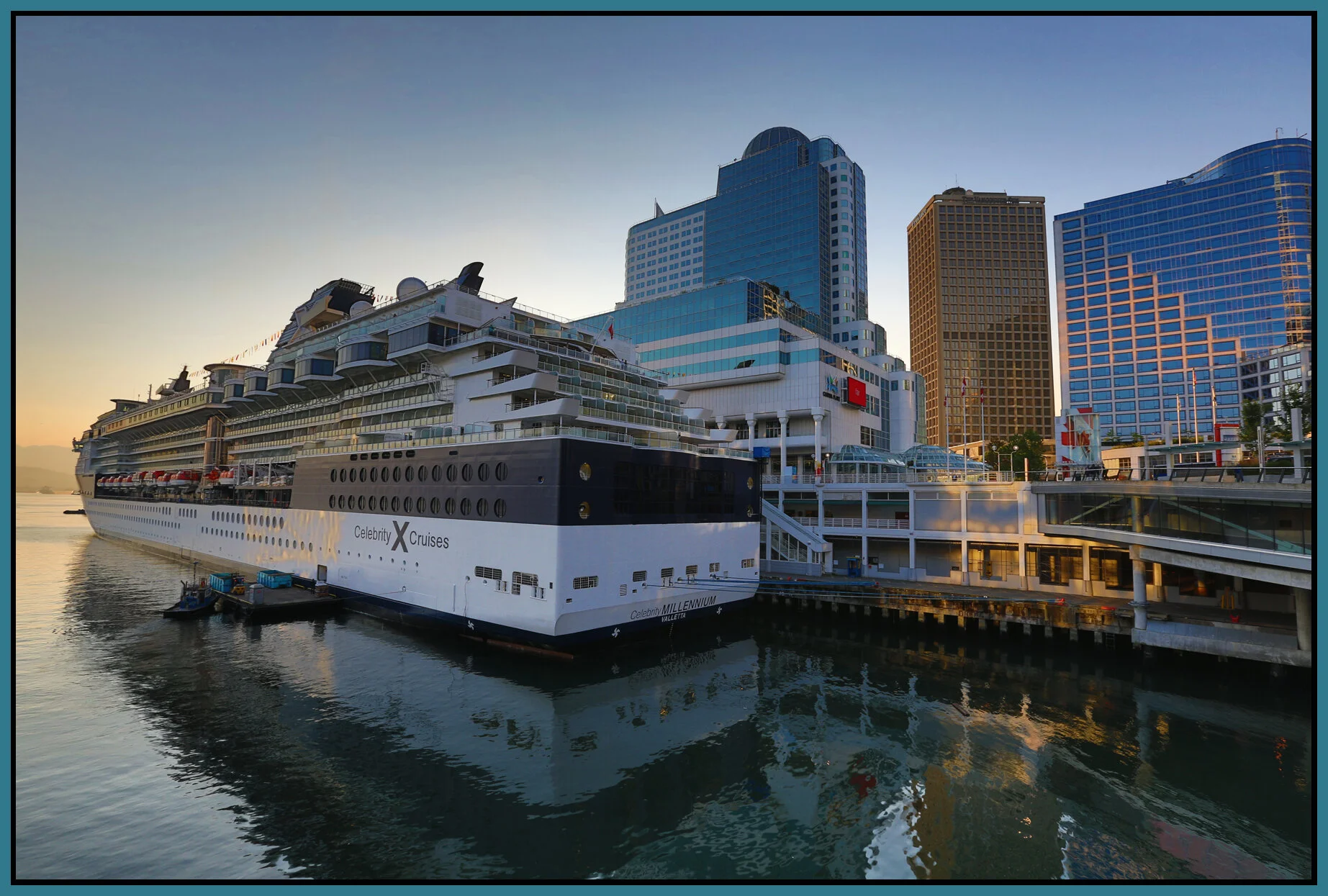 Coal Harbor Ships_Sep 14_2012_HDR_C0560_4x6s.jpg
