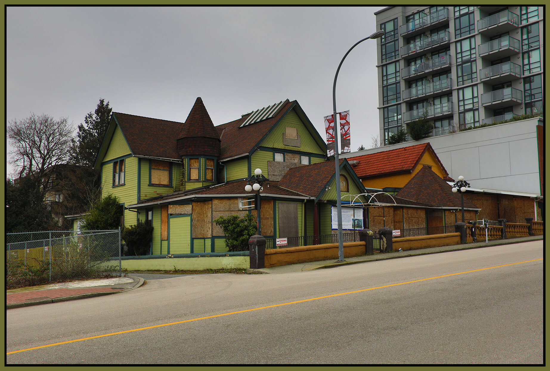 New Westminster 6th Ave_Jan 27_2019_HDR_D5305_4x6s.jpg