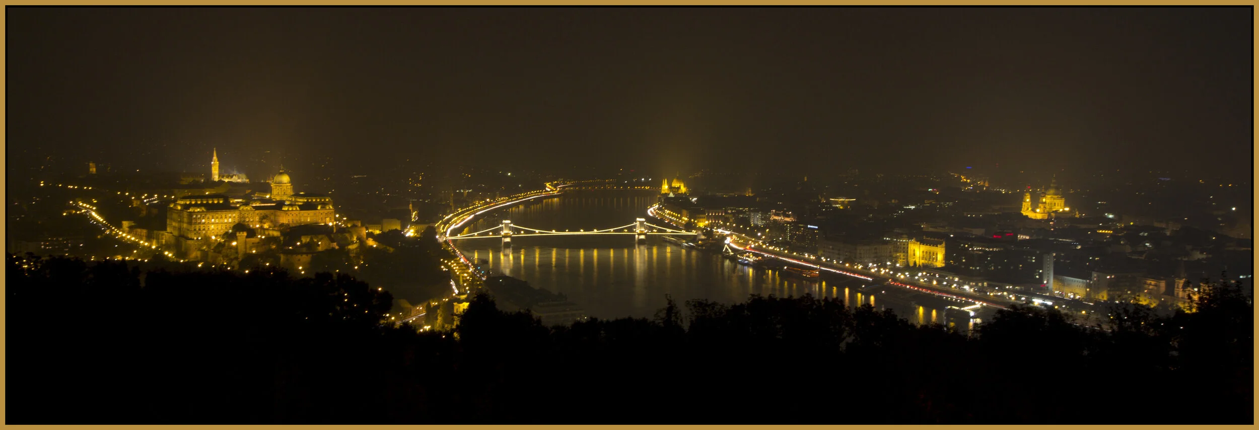 Budapest_Nov 2_2011_9731_4x12s.jpg