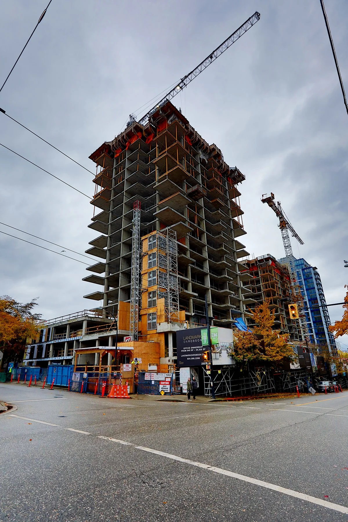 Robson Landmark Const_Oct 23_2021_HDR_5A7880_4x6.jpg