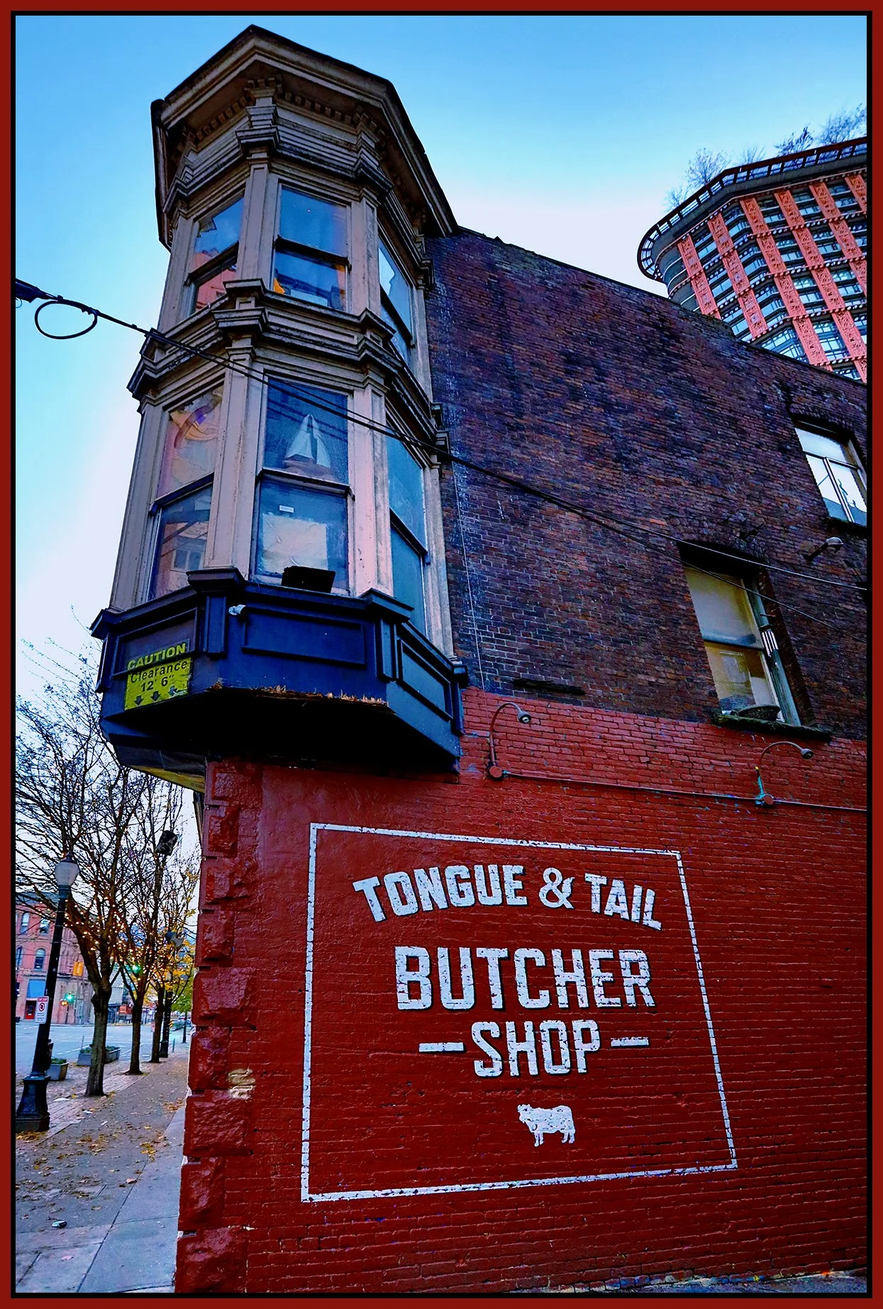 Gastown Cambie St Alley Mural_Nov 27_2022_HDR_5C8163_peCoolngFltr_4x6s.jpg