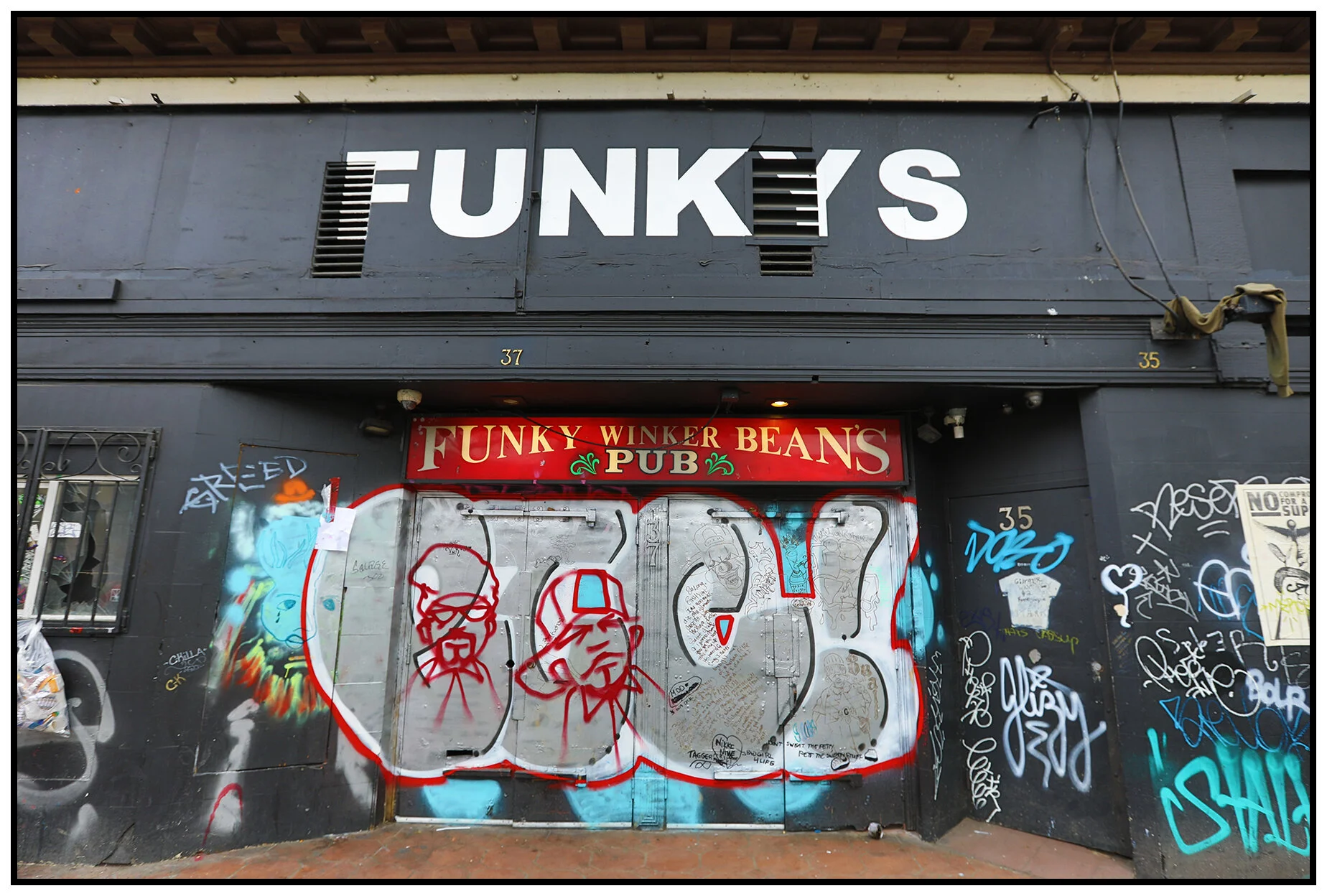 37 W Hastings Funkys Sign_Apr 2_2021_HDR_4G6694_4x6s..jpg